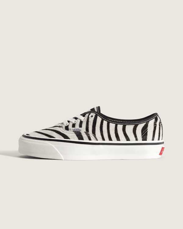 Premium Authentic Shoe - thumbnail 5