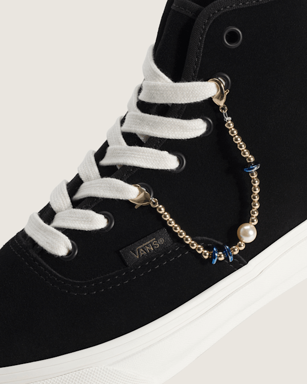 Authentic Hi 2.0 Shoe in Black / Gold | Vans