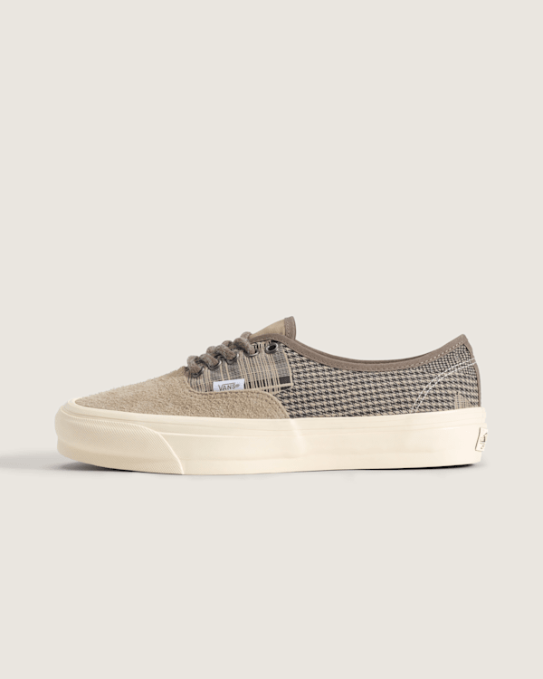 Premium Authentic Shoe - thumbnail 5