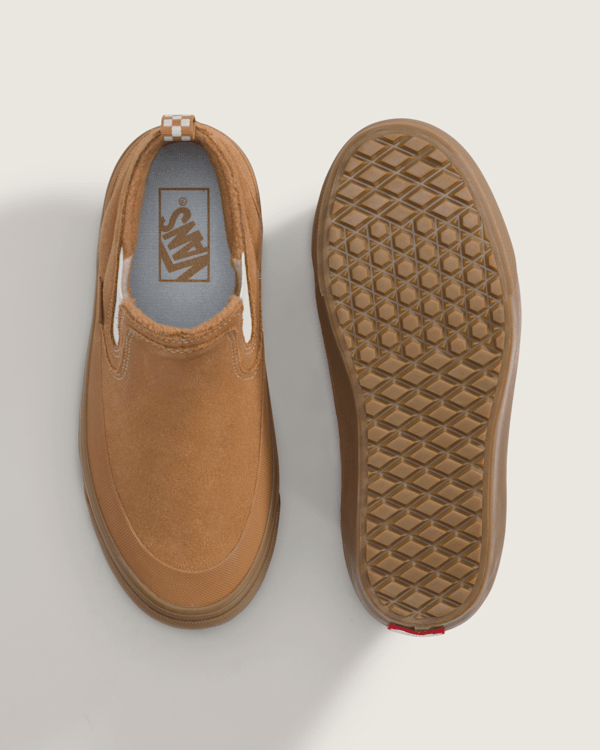 Mid-Slip Insulated Shoe