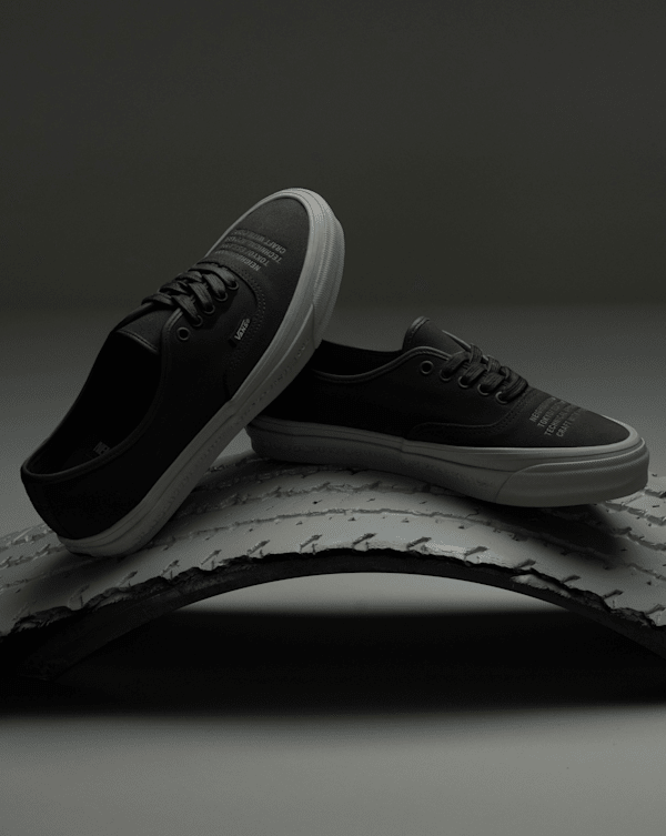 OTW by Vans X Neighborhood Authentic 44 in Black | Vans