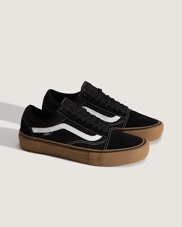 Skate Old Skool Shoe in Gum Black / White | Vans