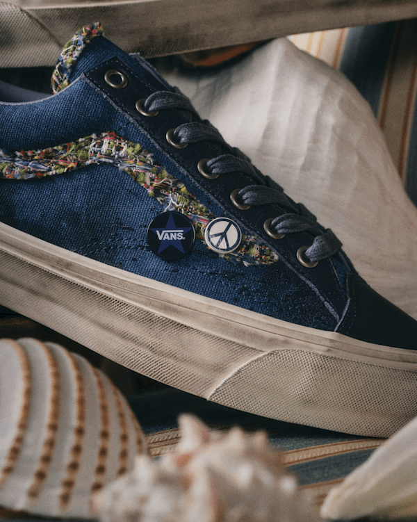 Premium Old Skool 36 Shoe in Souvenir Navy Blue | Vans