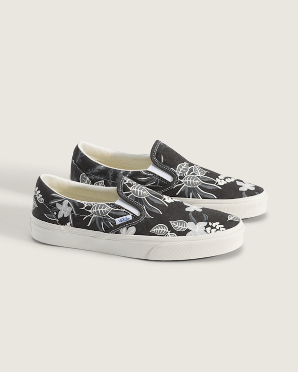 Classic Slip-On Shoe in Tropical Black | Vans