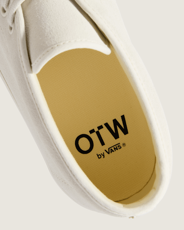 OTW Chukka 49 Vibram in Marshmallow White | Vans