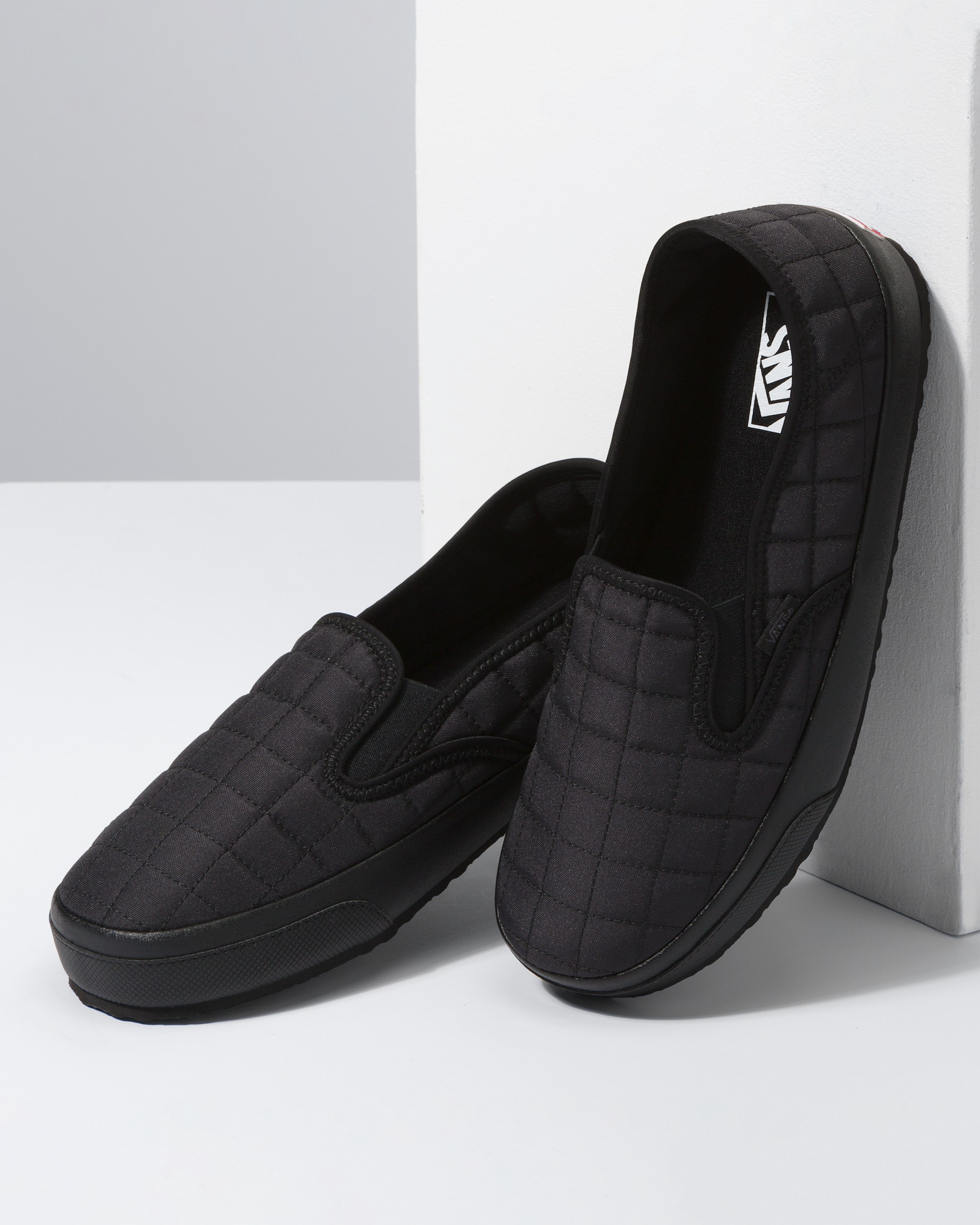 SlipEr 2 Shoe VANS Black ALT2