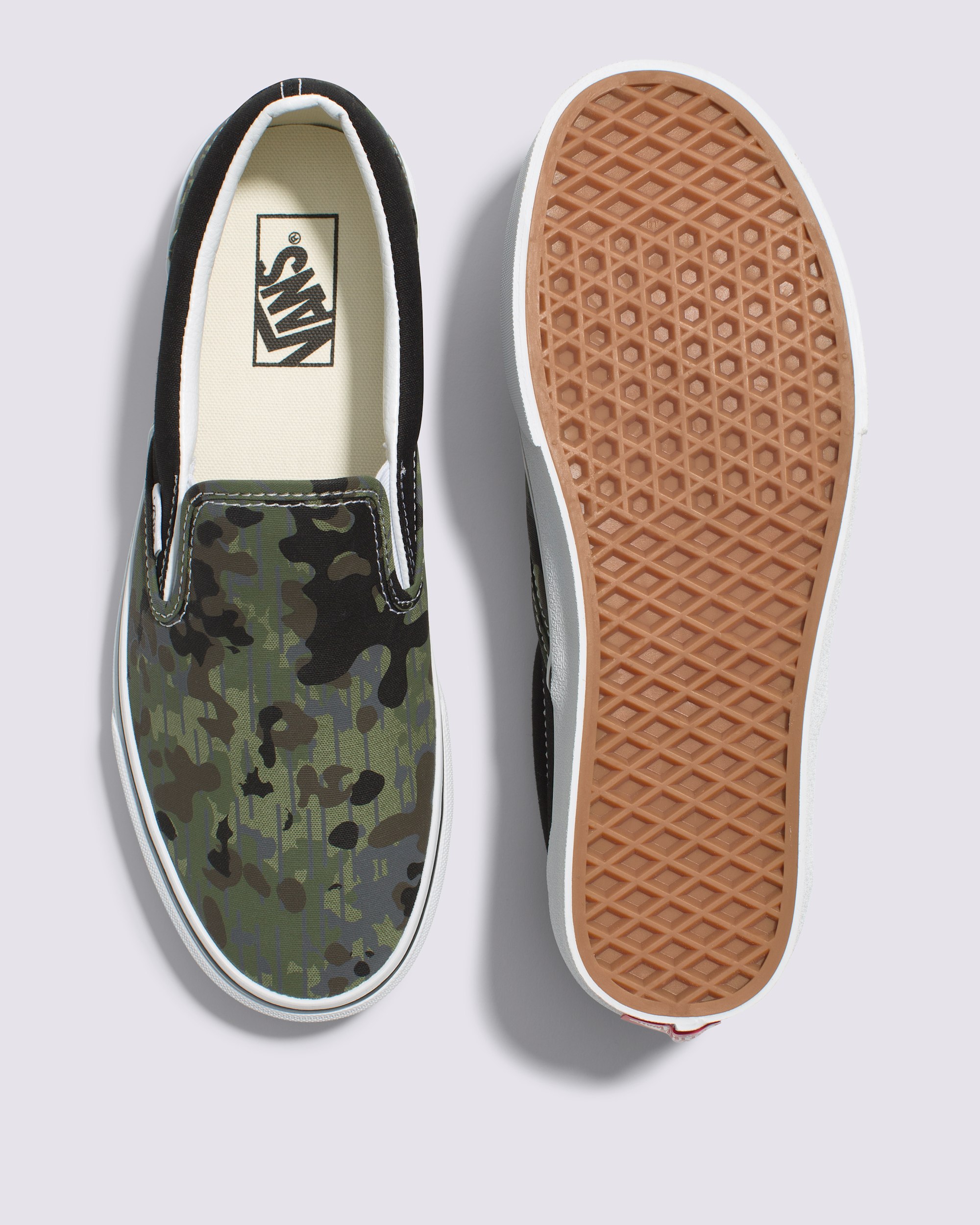 Classic SlipOn Shoe VANS Camo Green  Black HERO