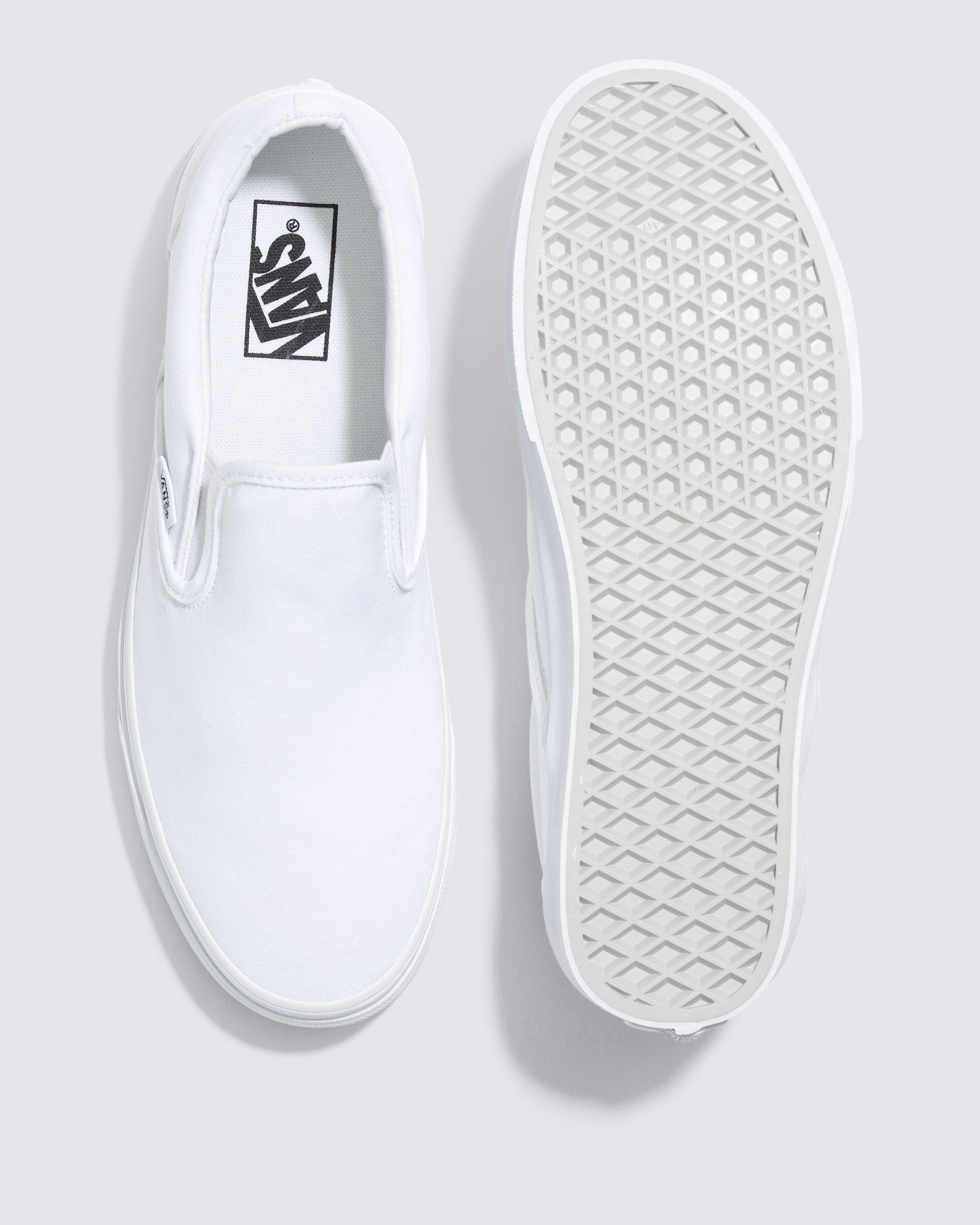 Classic SlipOn Wide Shoe VANS True White ALT2
