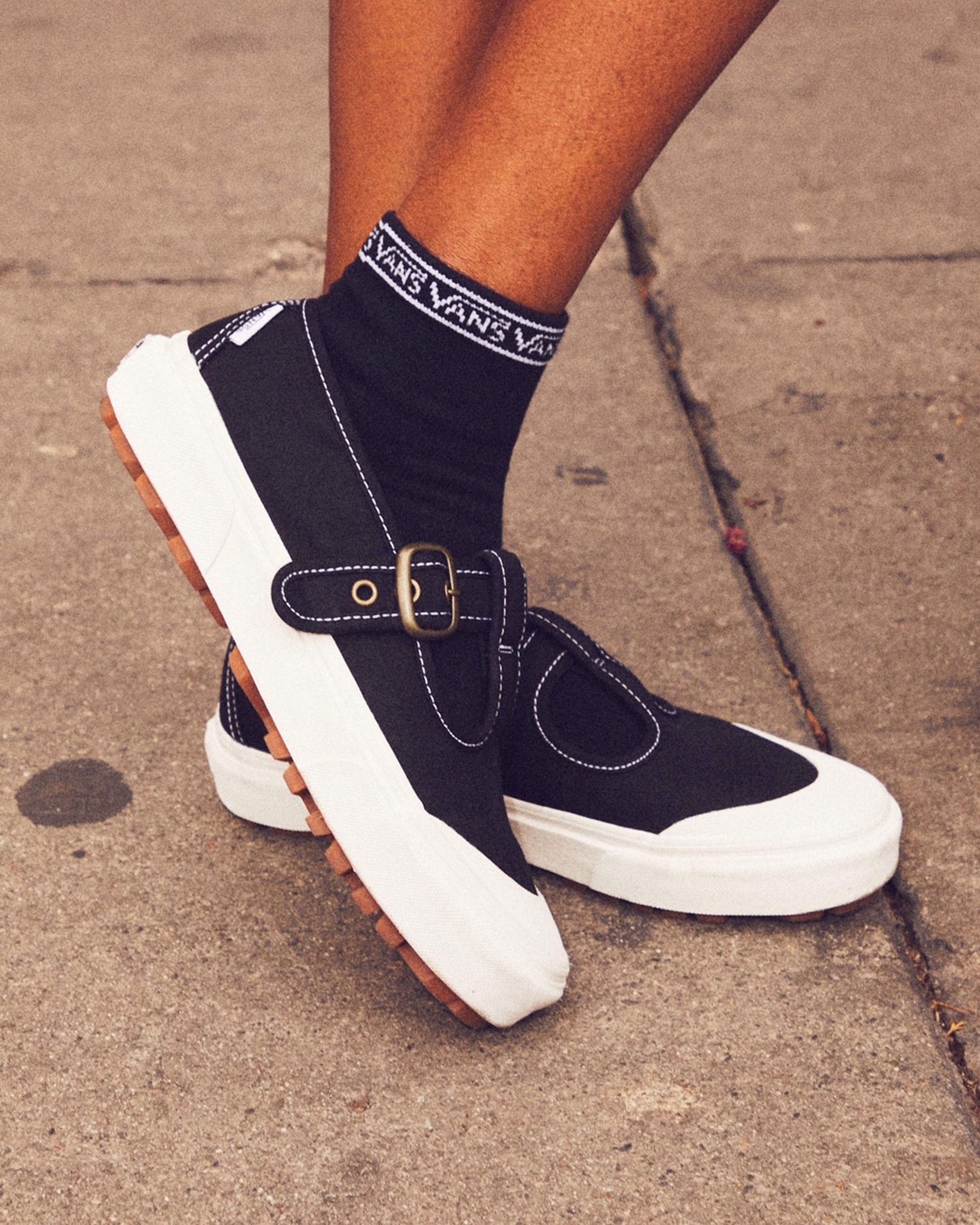 Mary Jane Style 93 Shoe VANS Black ALT1