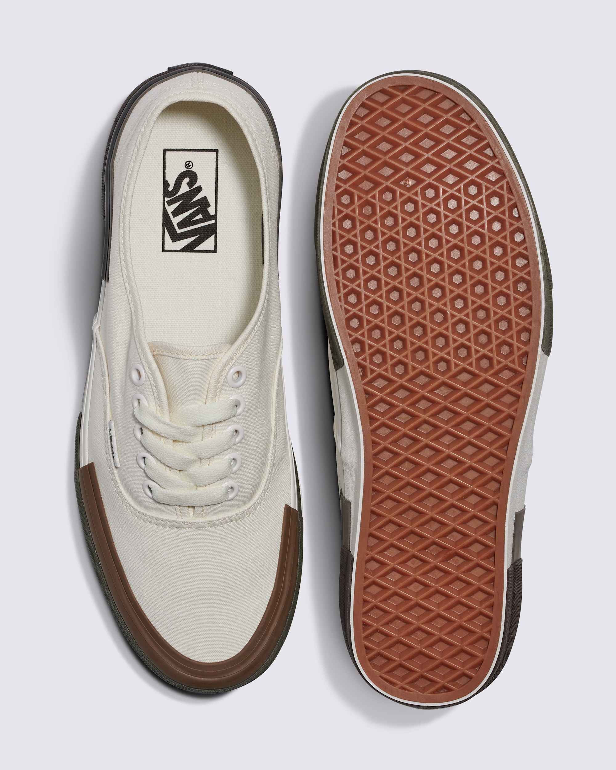 Vans Rotation Authentic Rearrange Shoe en White | Vans CA