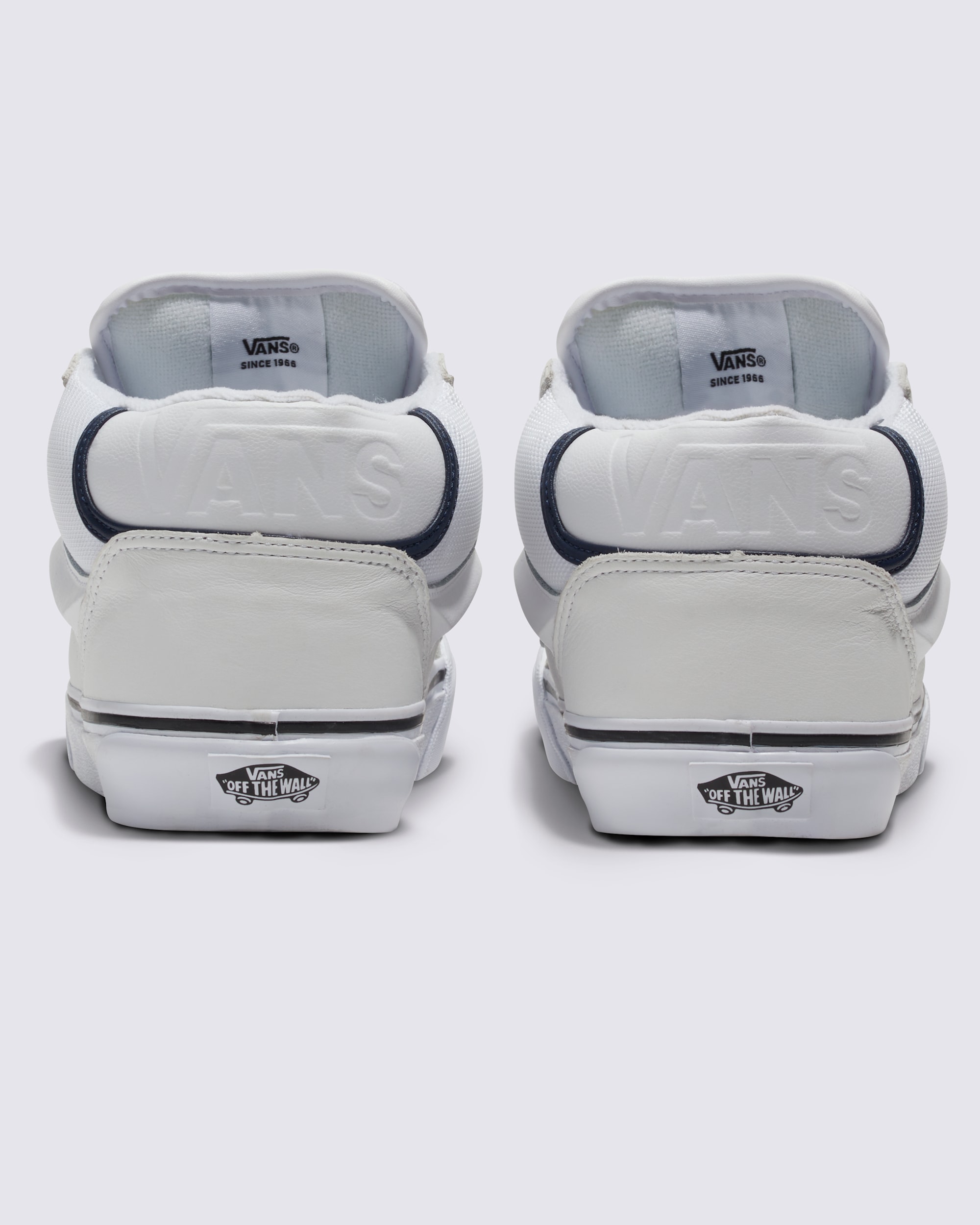 Knu Mid Shoe VANS White  Navy Blue ALT5