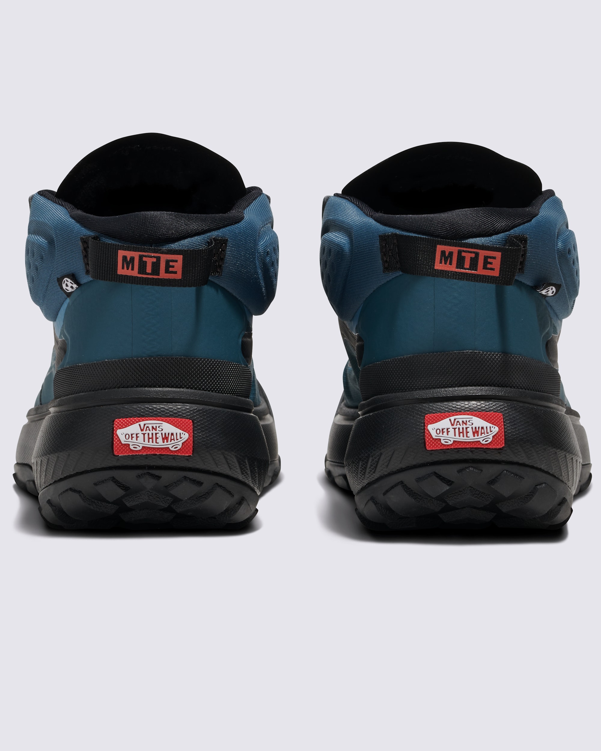 Crosspath Mid Shoe VANS Blue ALT3