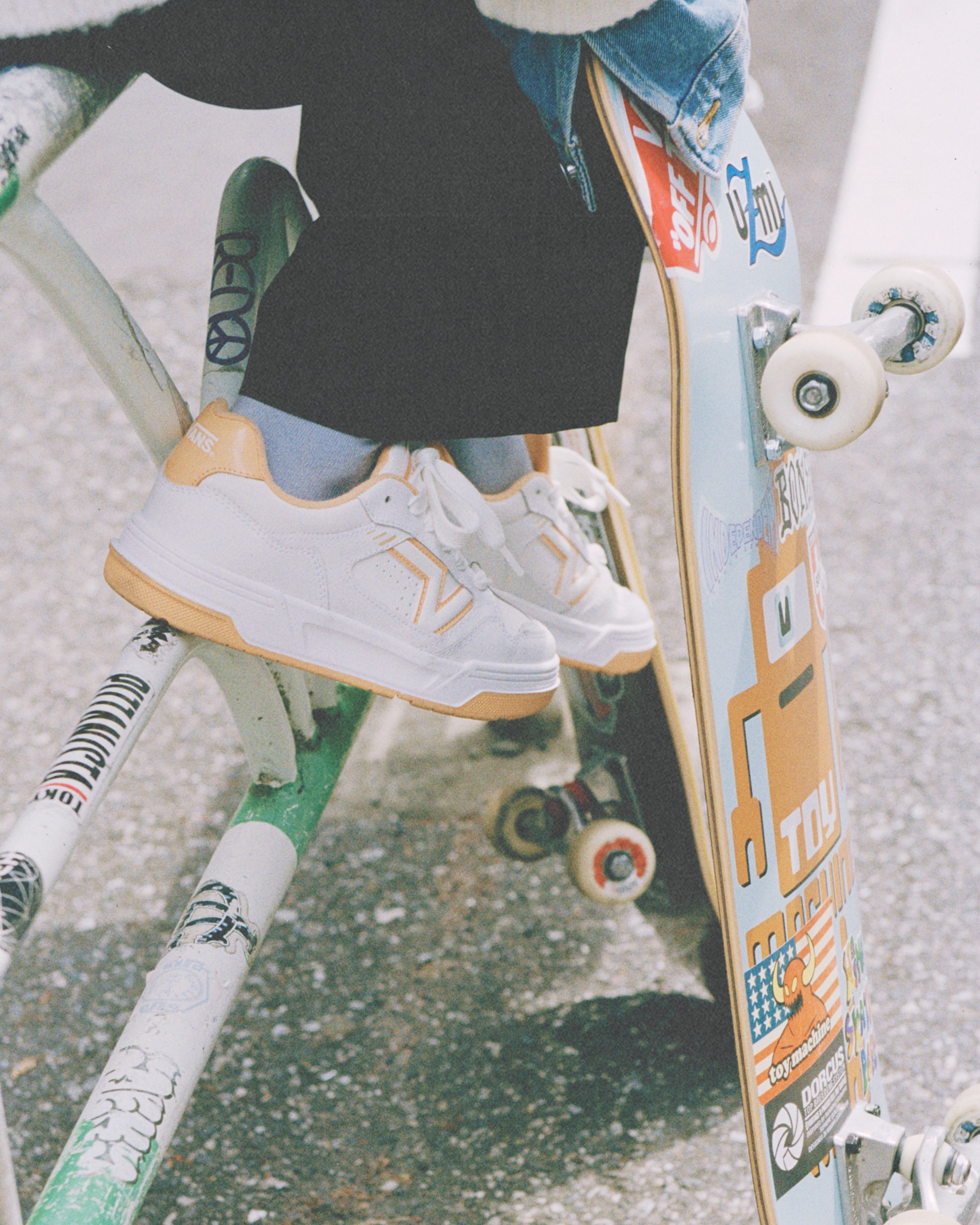 Upland Shoe VANS White  Orange ALT3