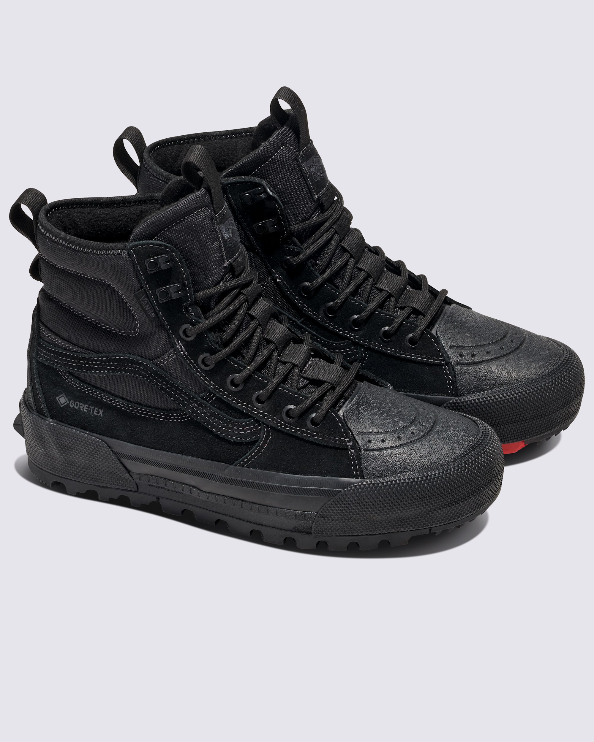 Chaussure Sk8Hi GORETEX isole VANS Noir Total ALT2