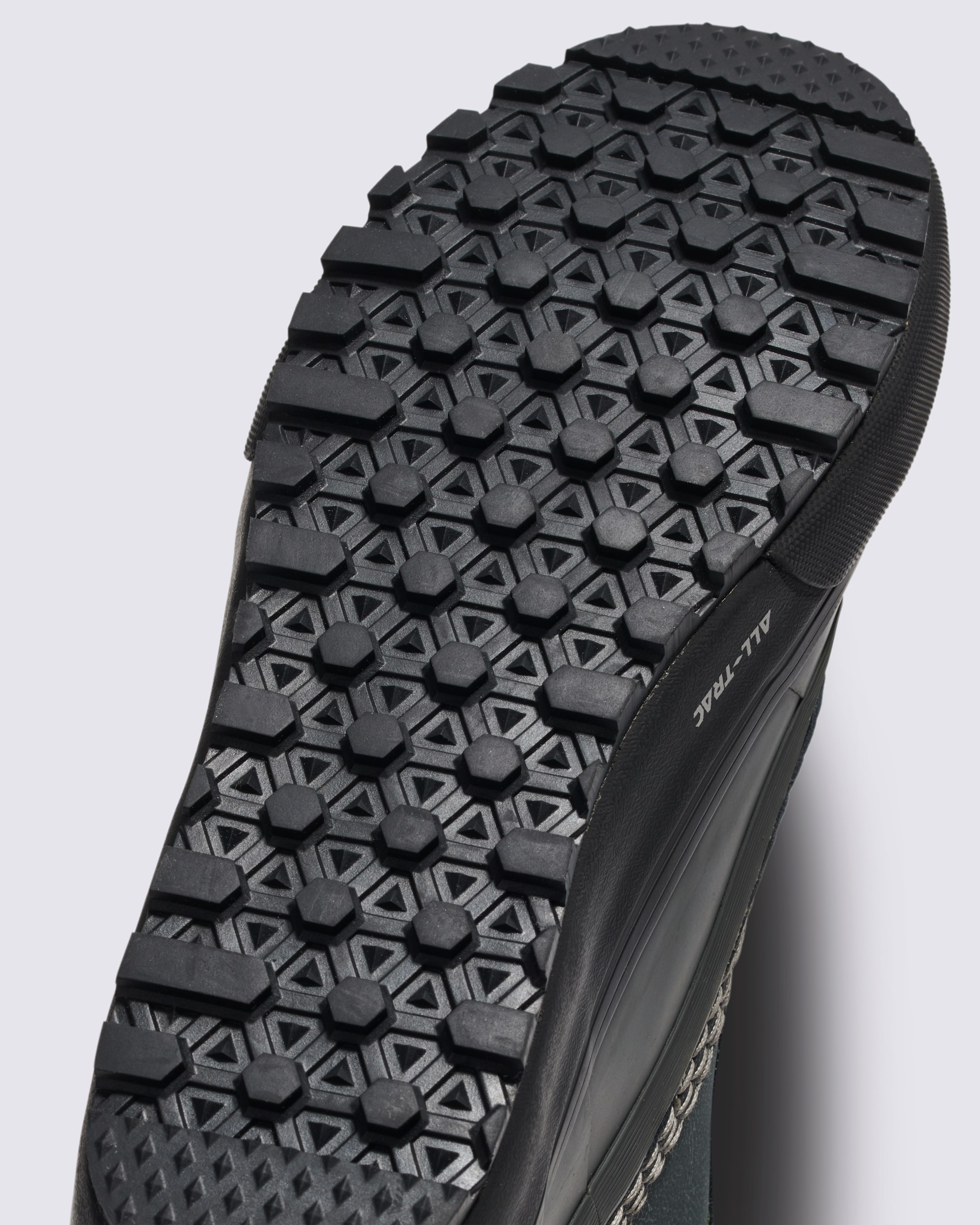 Standard Mid X Blake Paul Waterproof Boot VANS Forest Green  Black ALT4