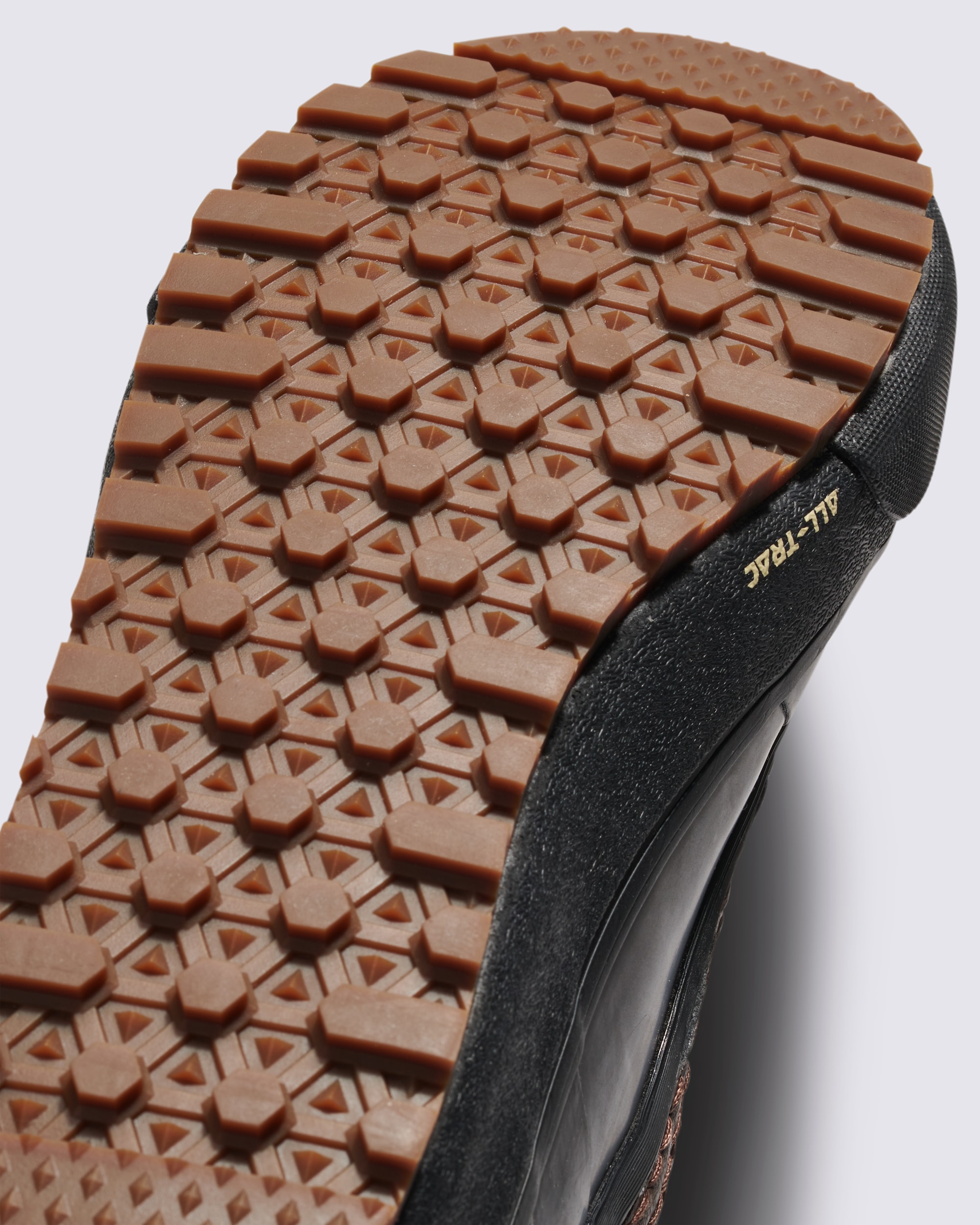 Standard Zip Waterproof Boot VANS Brown  Black ALT4