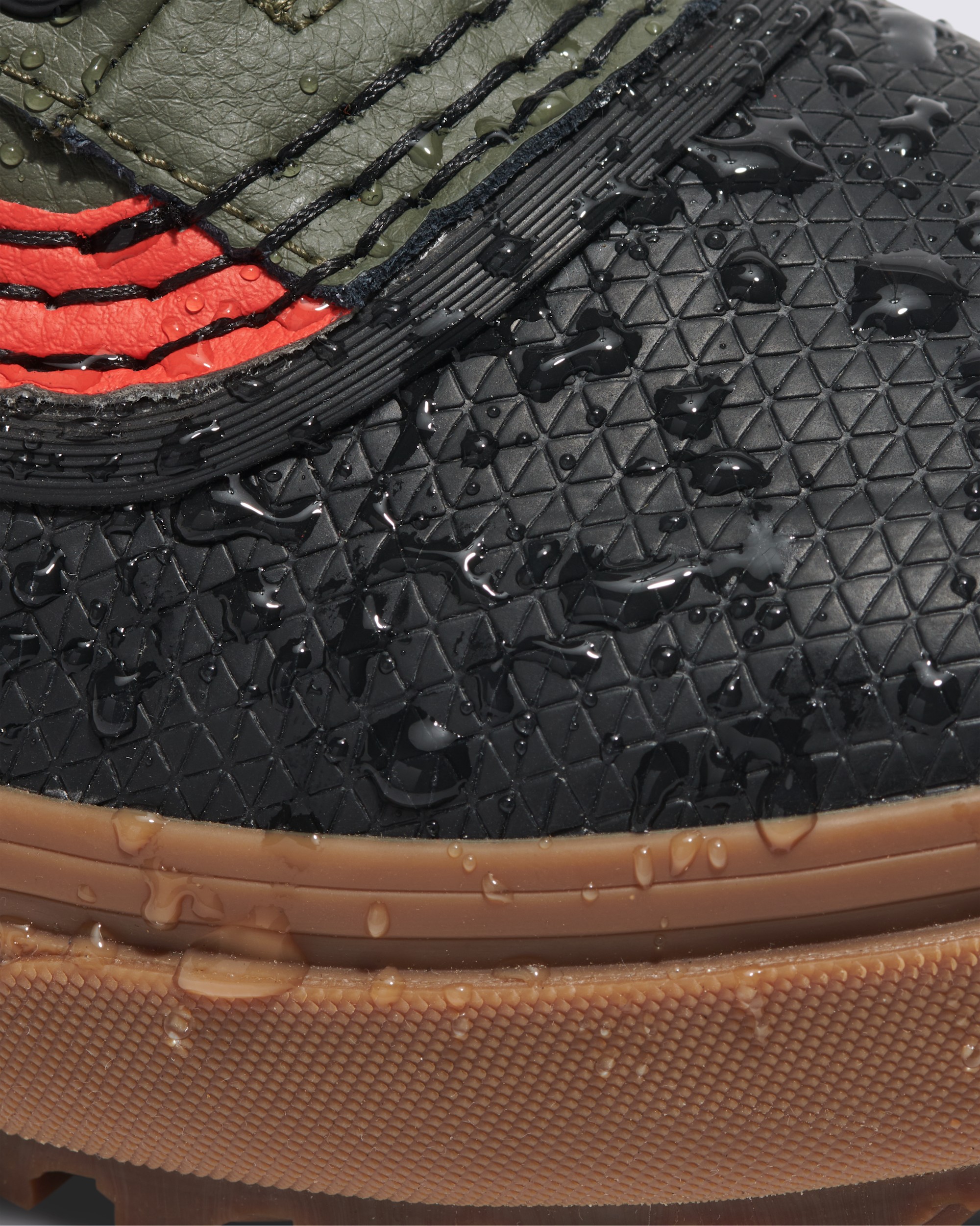 Standard Waterproof Boot VANS Green  Gum ALT5