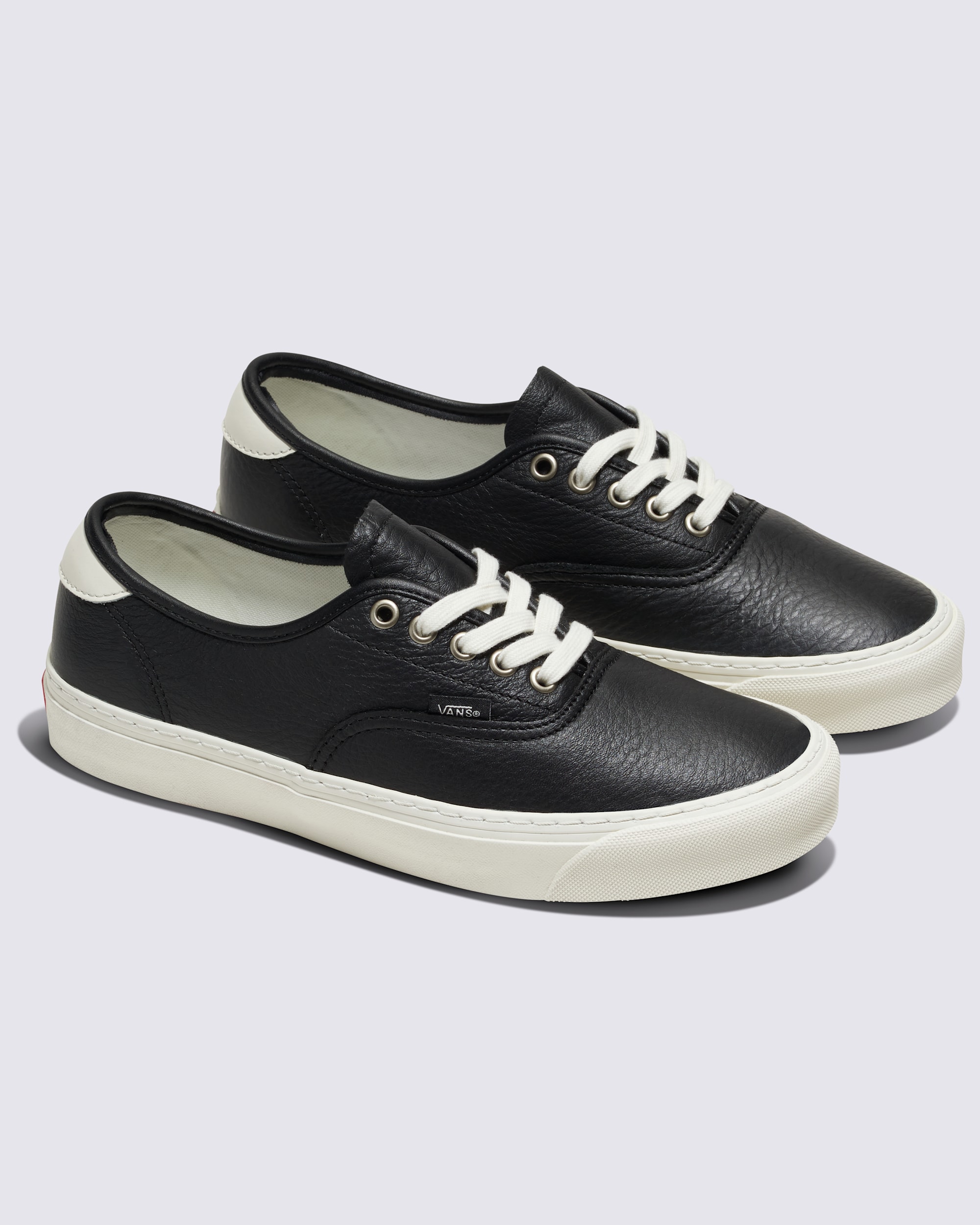 Authentic Lux Shoe VANS Black ALT1