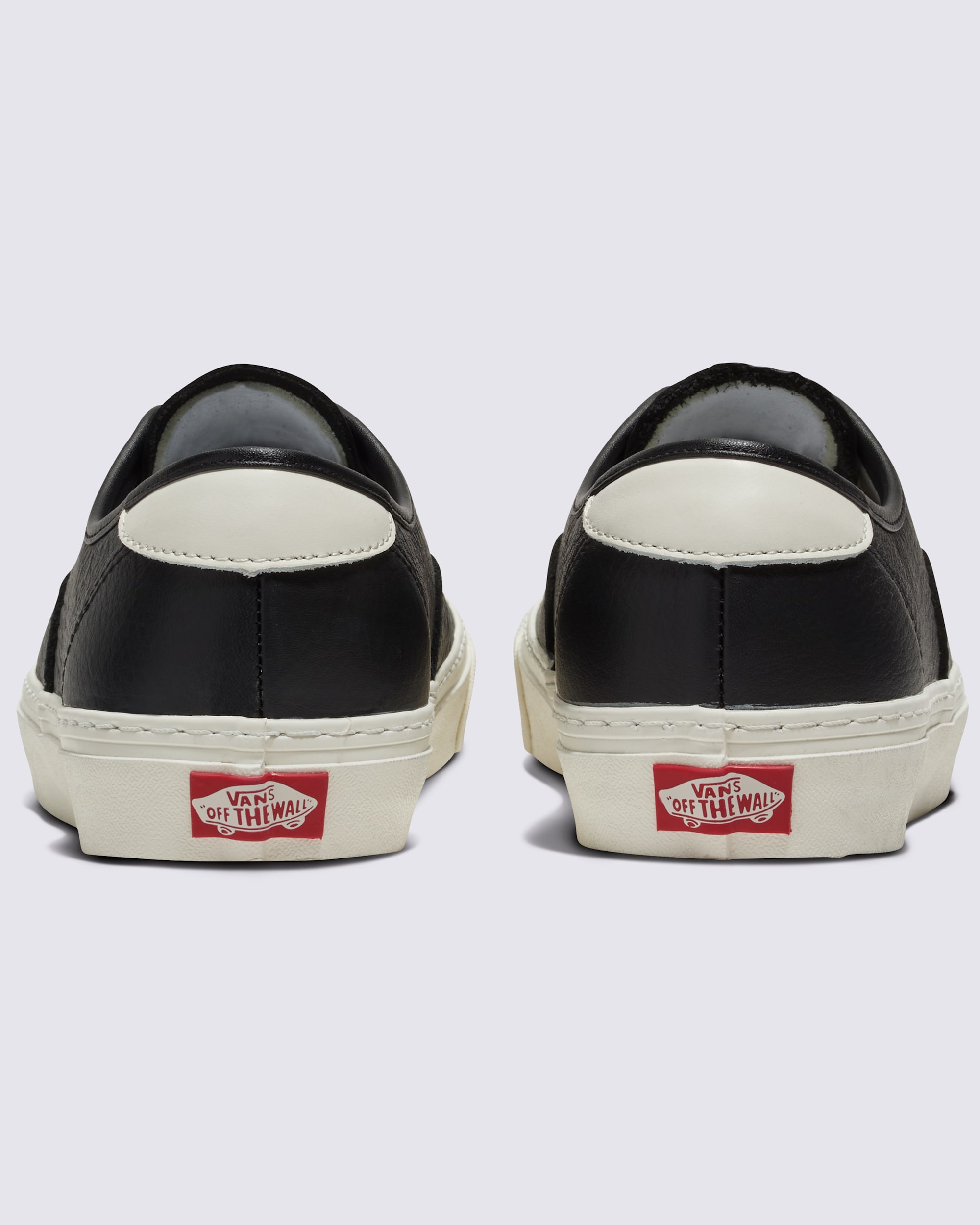 Authentic Lux Shoe VANS Black ALT3