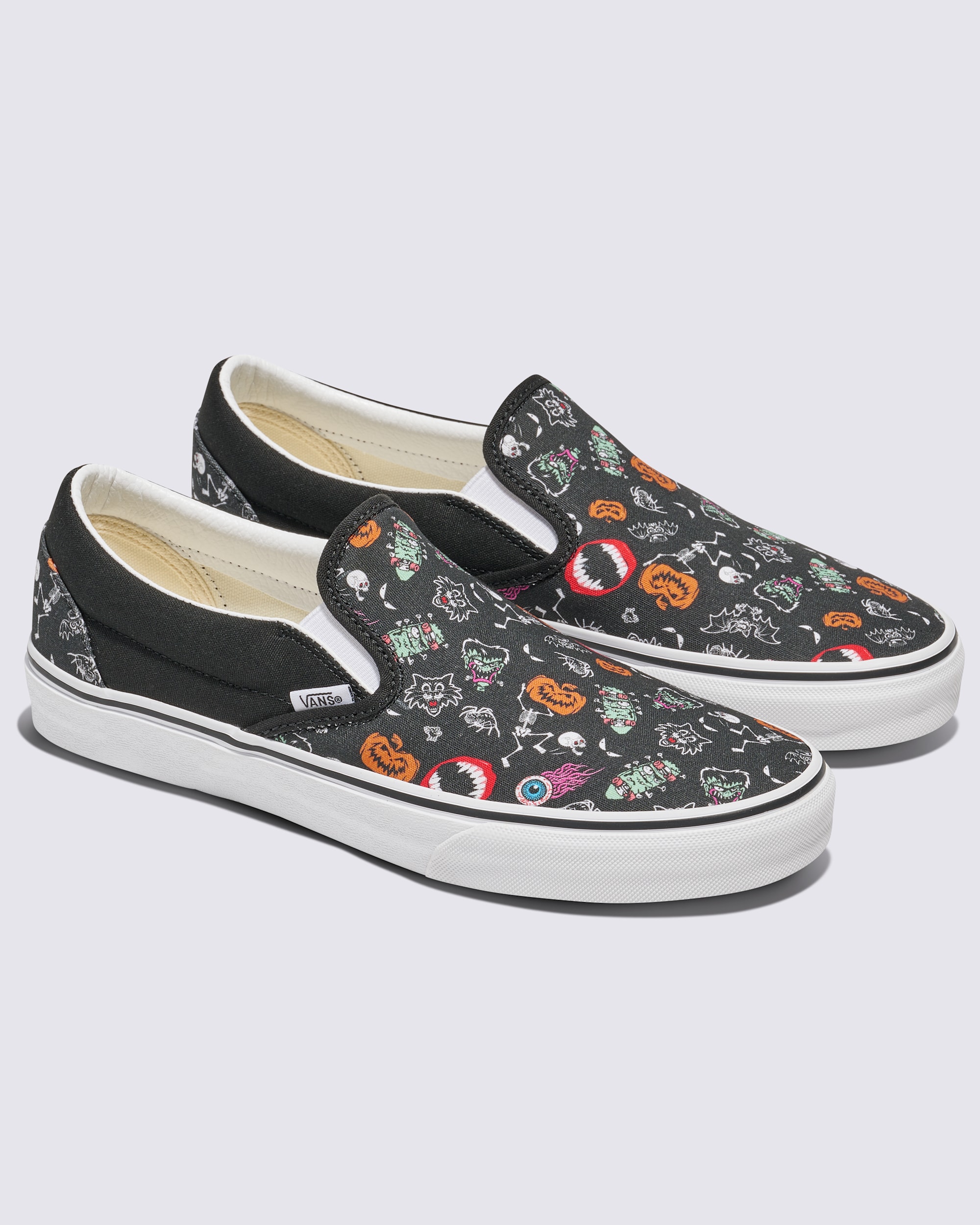 Customs Classic SlipOn Halloween Shoe VANS Customs ALT1