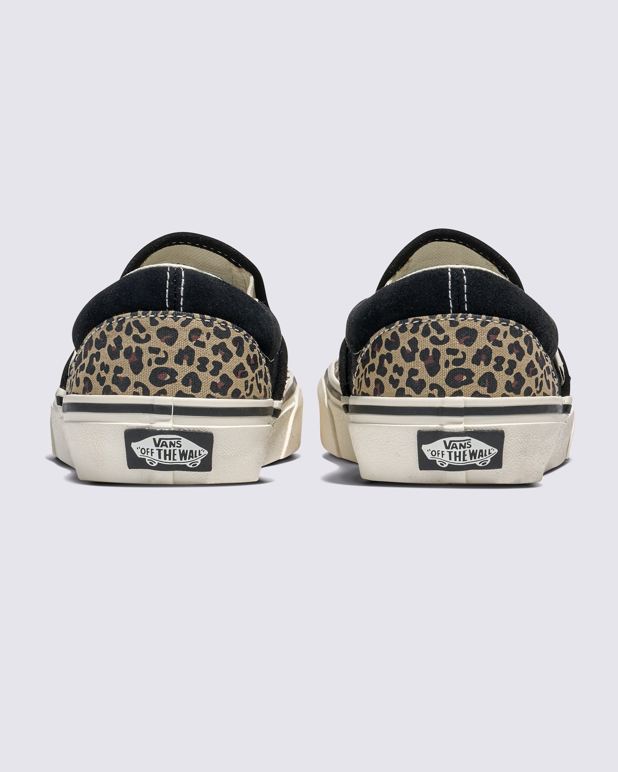 Classic SlipOn Shoe VANS Leopard Black ALT3