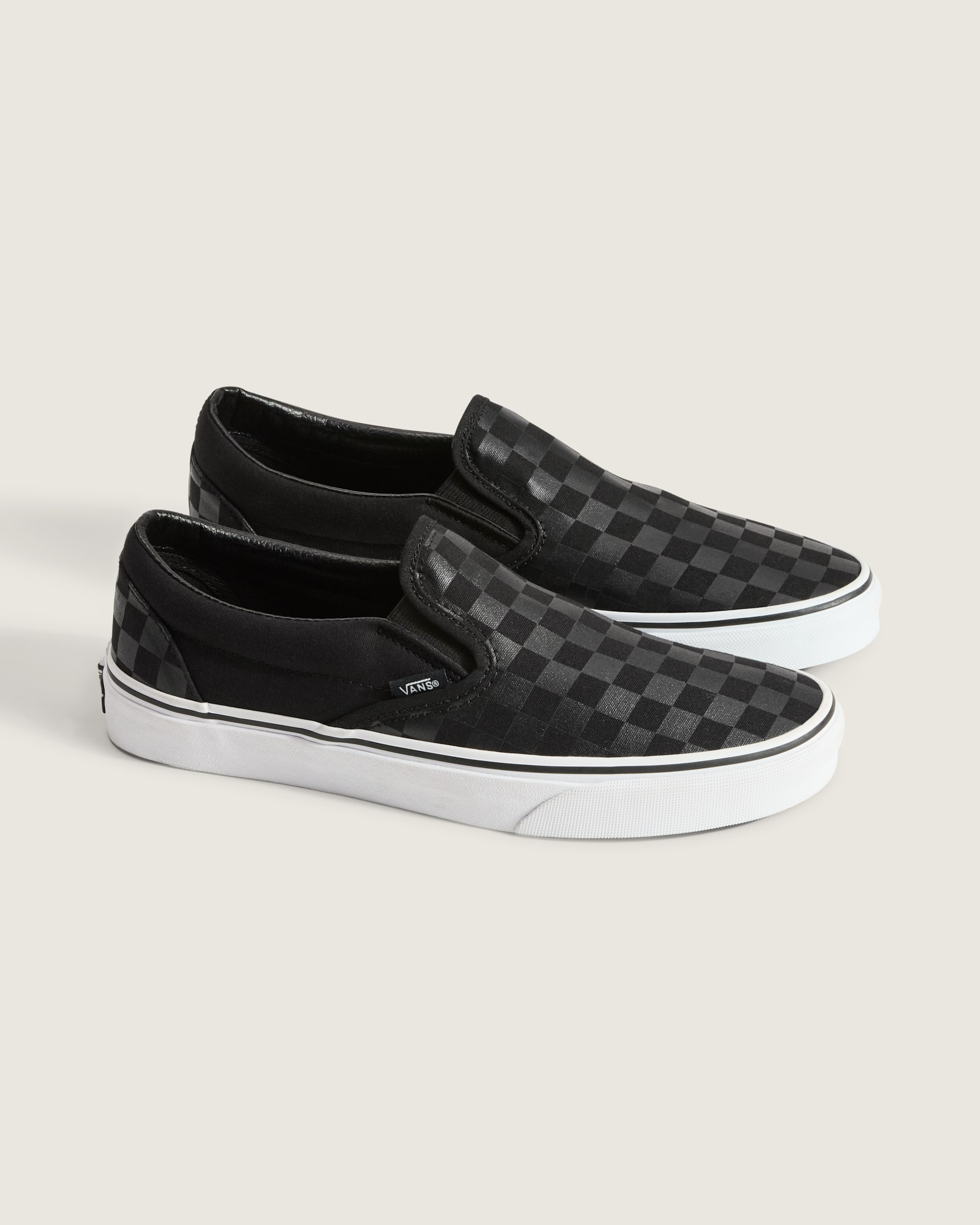 Classic SlipOn Checkerboard Shoe VANS Checkerboard Black  Black ALT1
