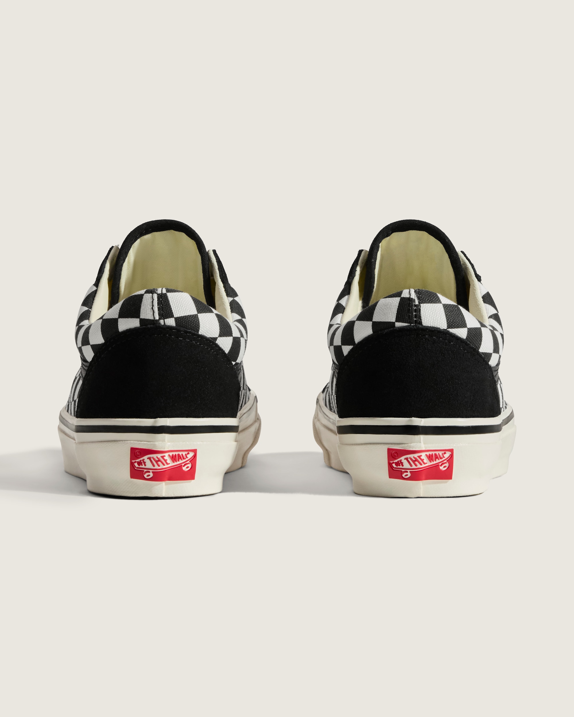 Premium Old Skool Checkerboard Shoe VANS Black  White ALT7