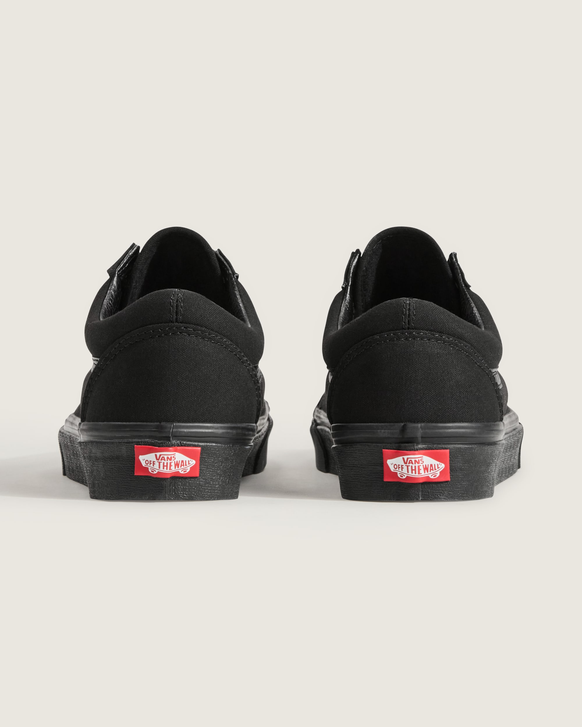 Old Skool Shoe VANS Blackout ALT6