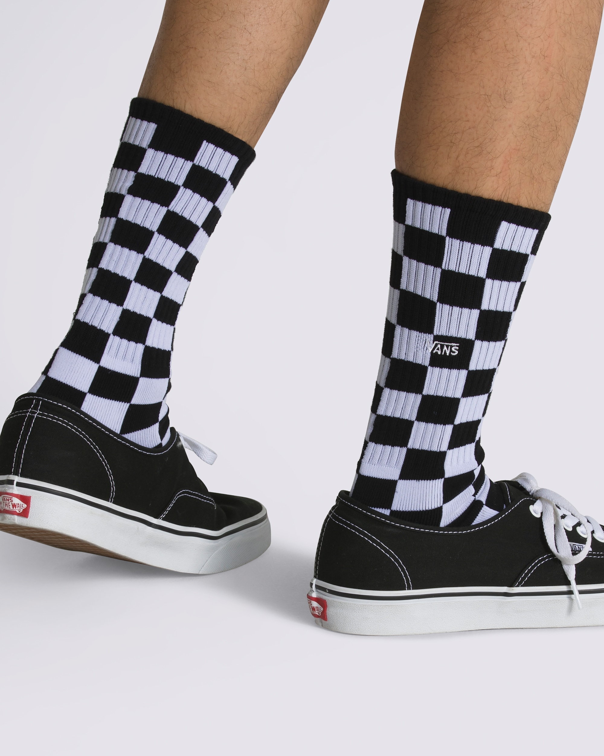 Checkerboard Crew Socks VANS Checkerboard Black  White ALT1