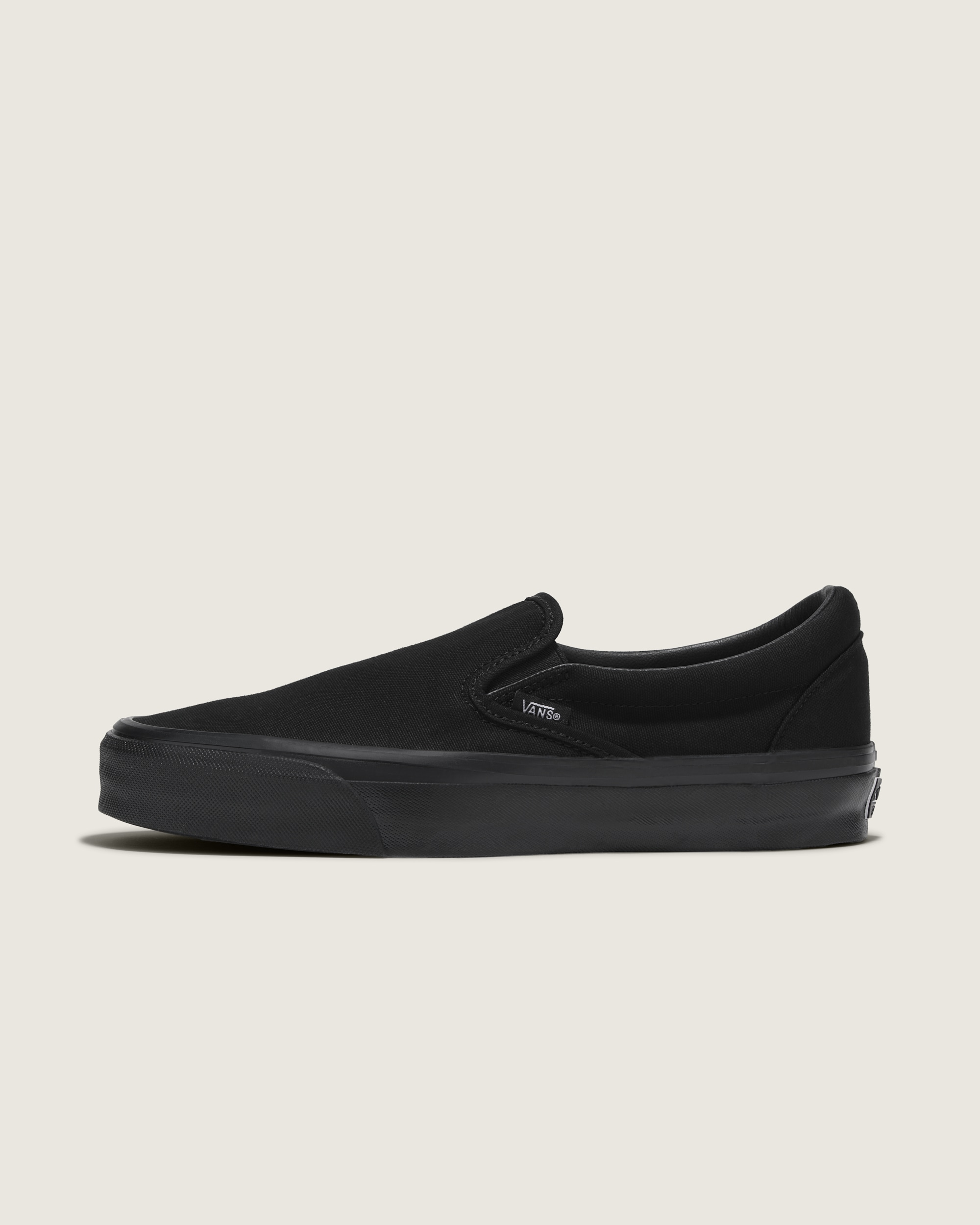 Premium SlipOn Shoe VANS Blackout HERO
