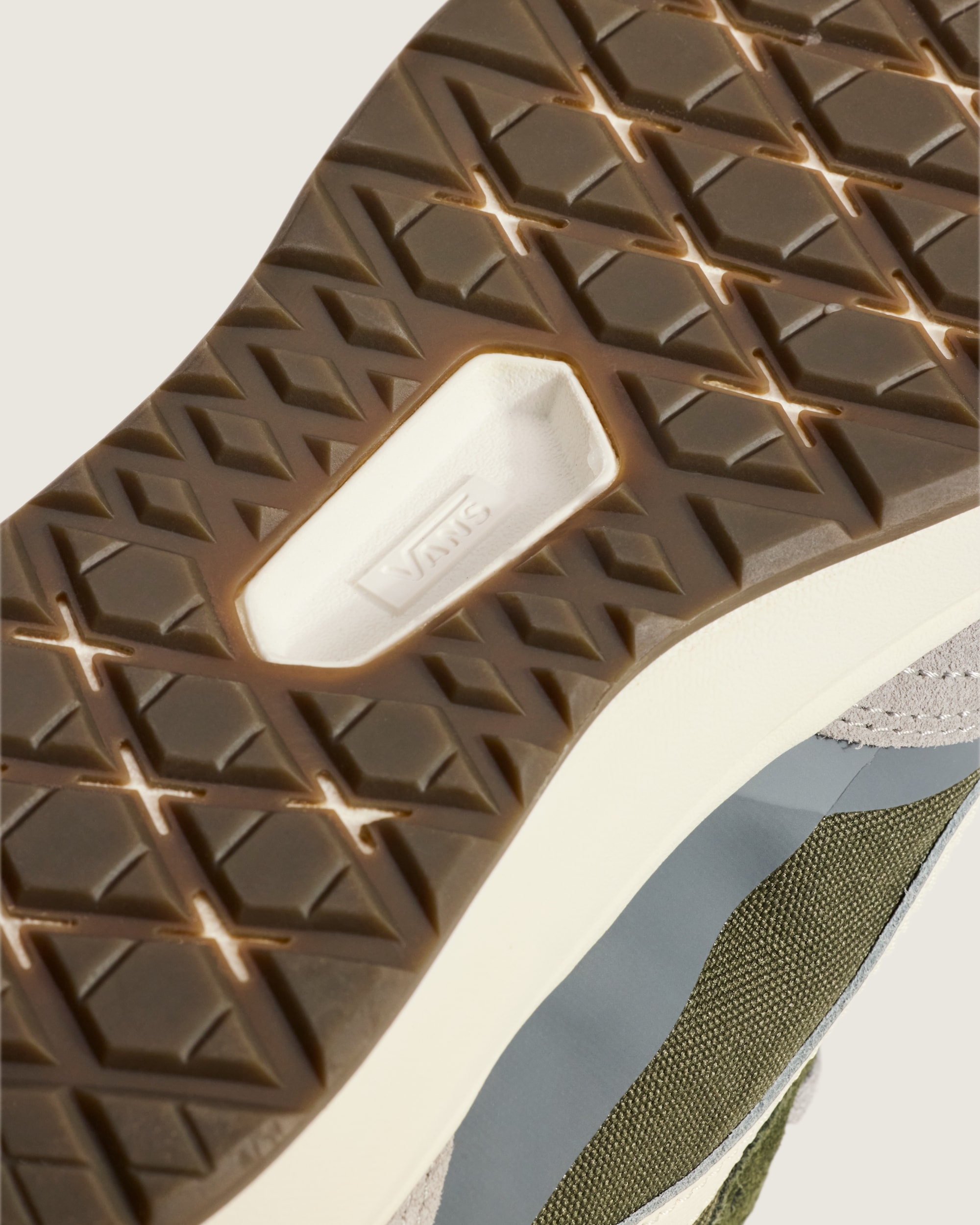 UltraRange 20 Shoe VANS Olive Green  Grey ALT4