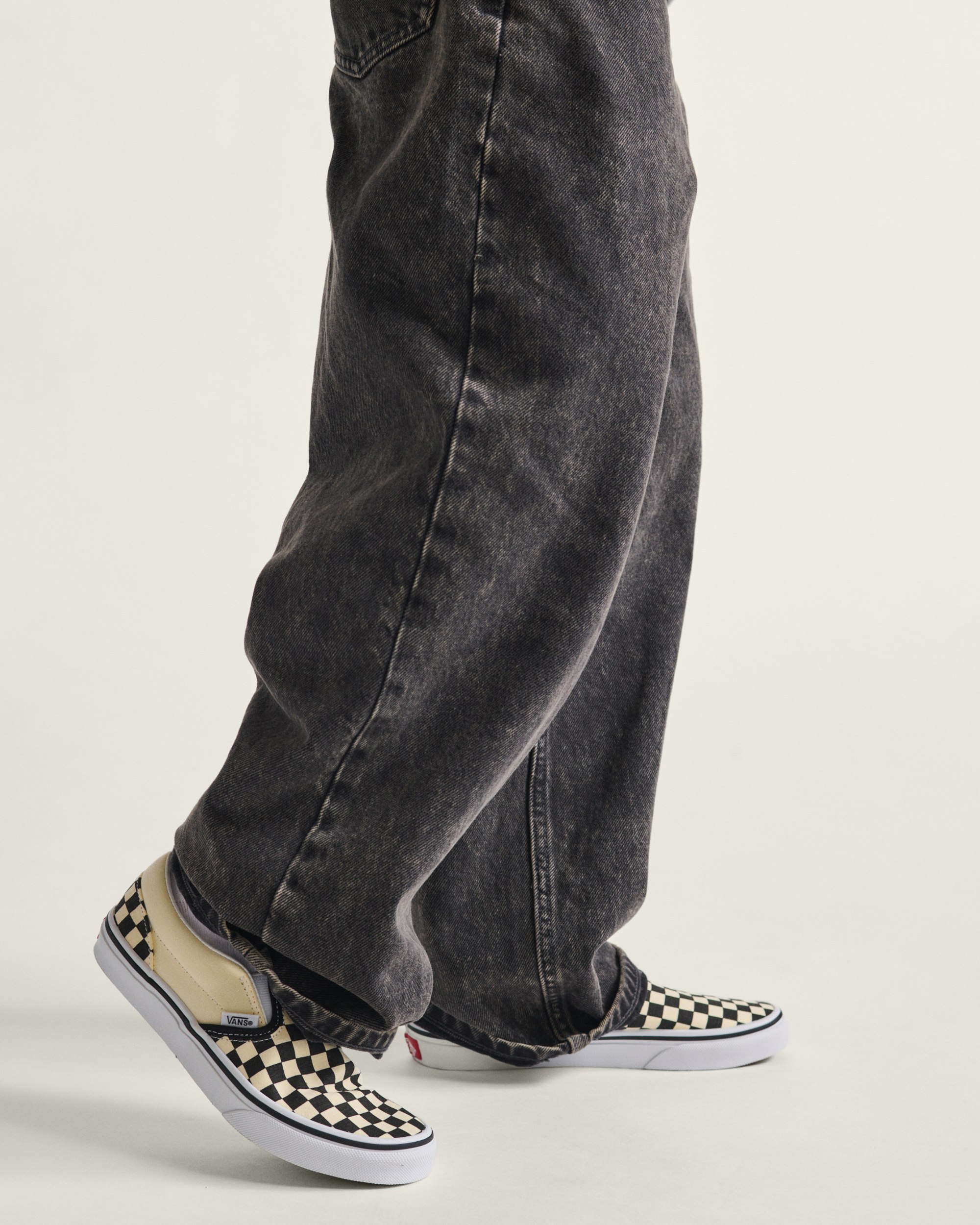 Little Kids Classic SlipOn Checkerboard Shoe VANS Checkerboard Black  White ALT2