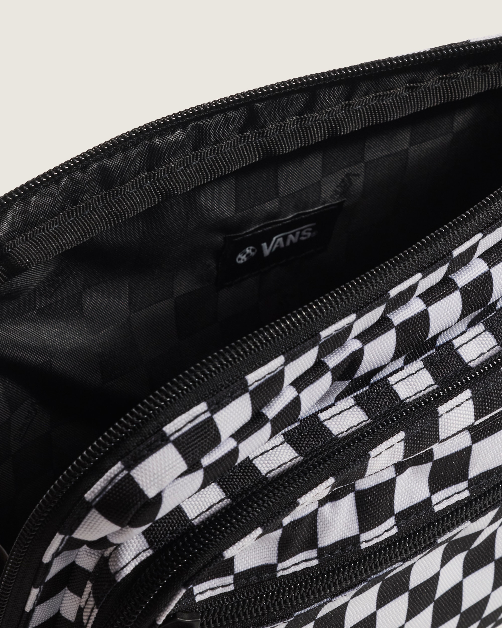 Bail Convertible Crossbody Bag VANS Black  White ALT3