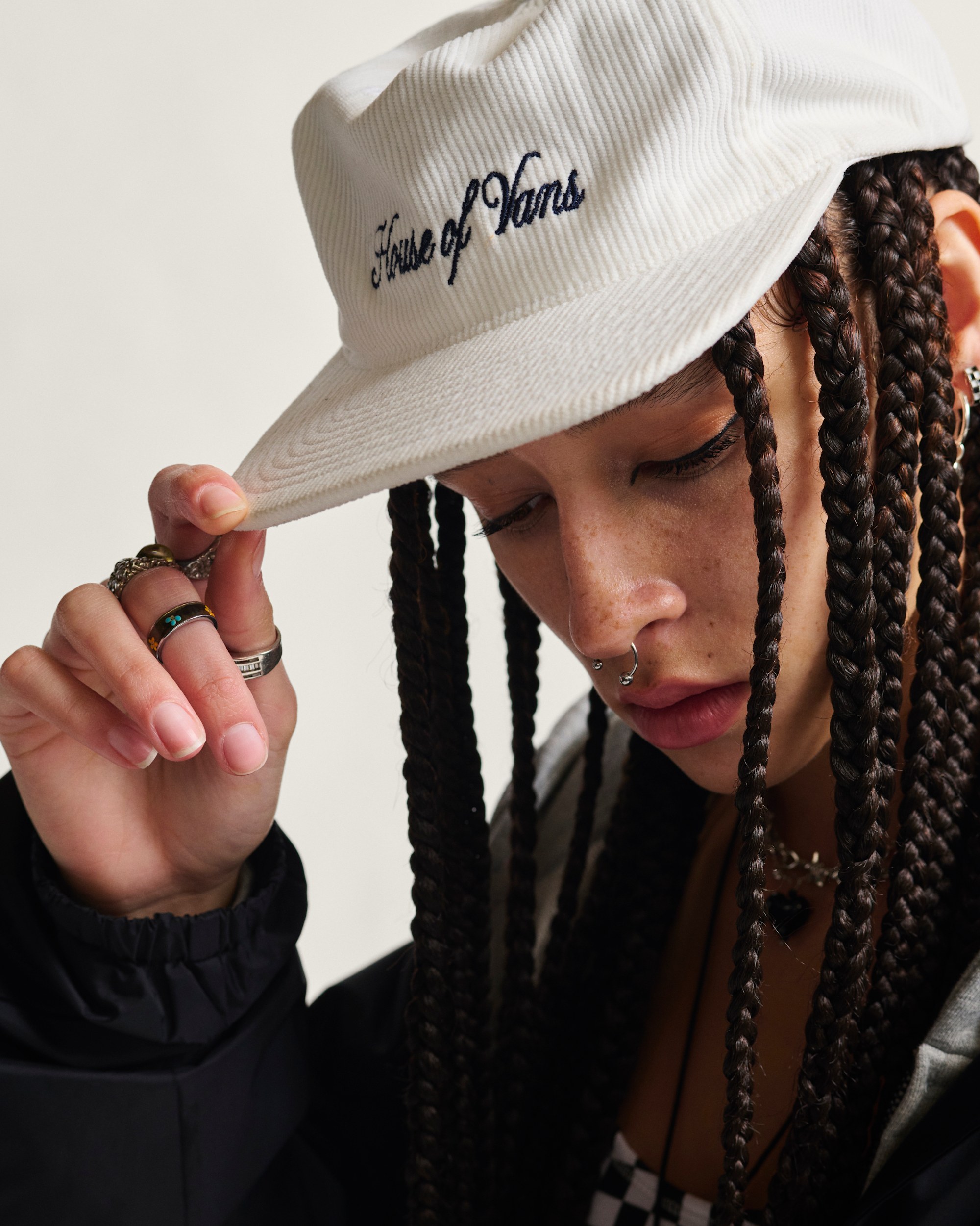 Leisure Low Hat VANS White ALT1