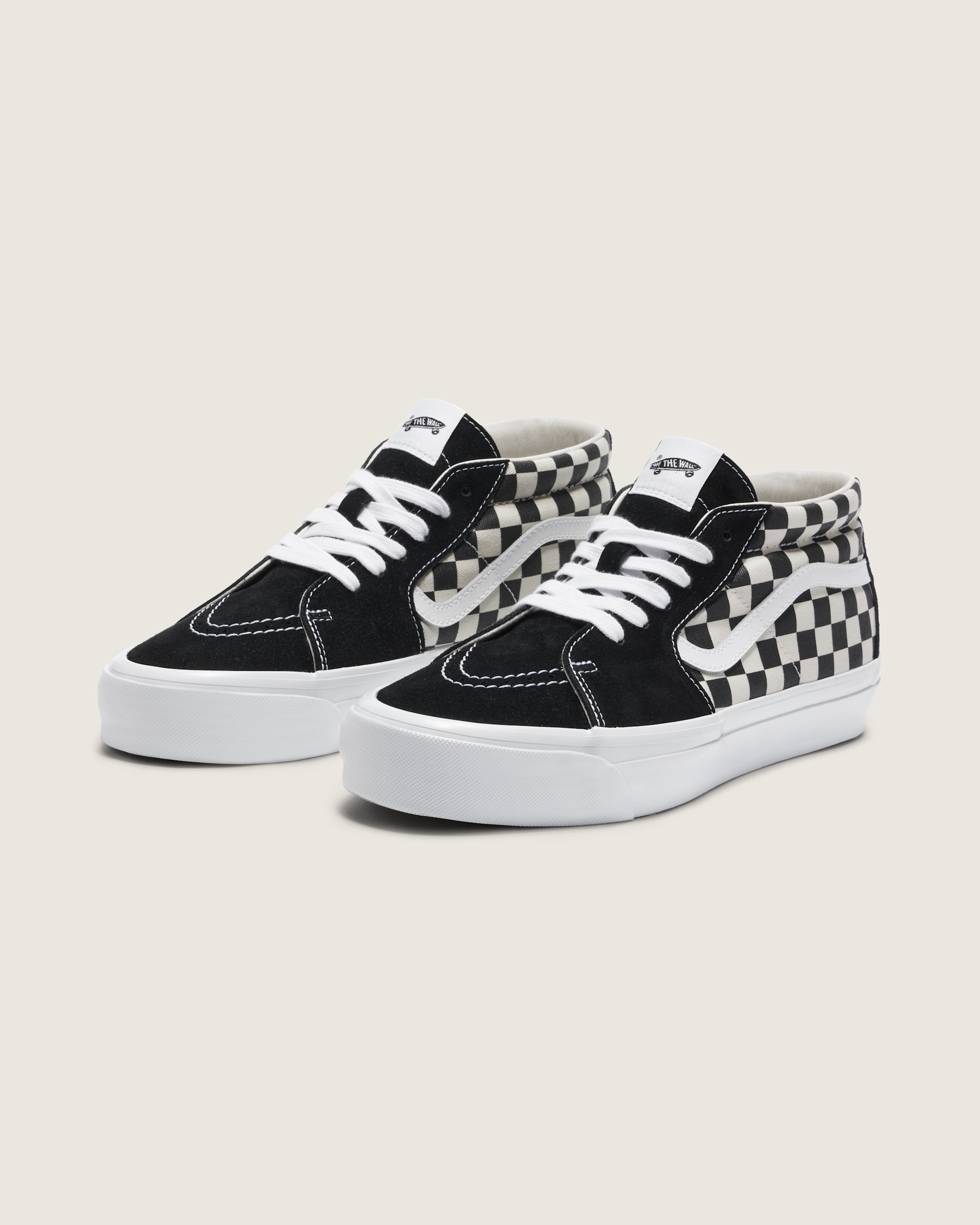 Premium Sk8Mid Shoe VANS Black  White ALT1