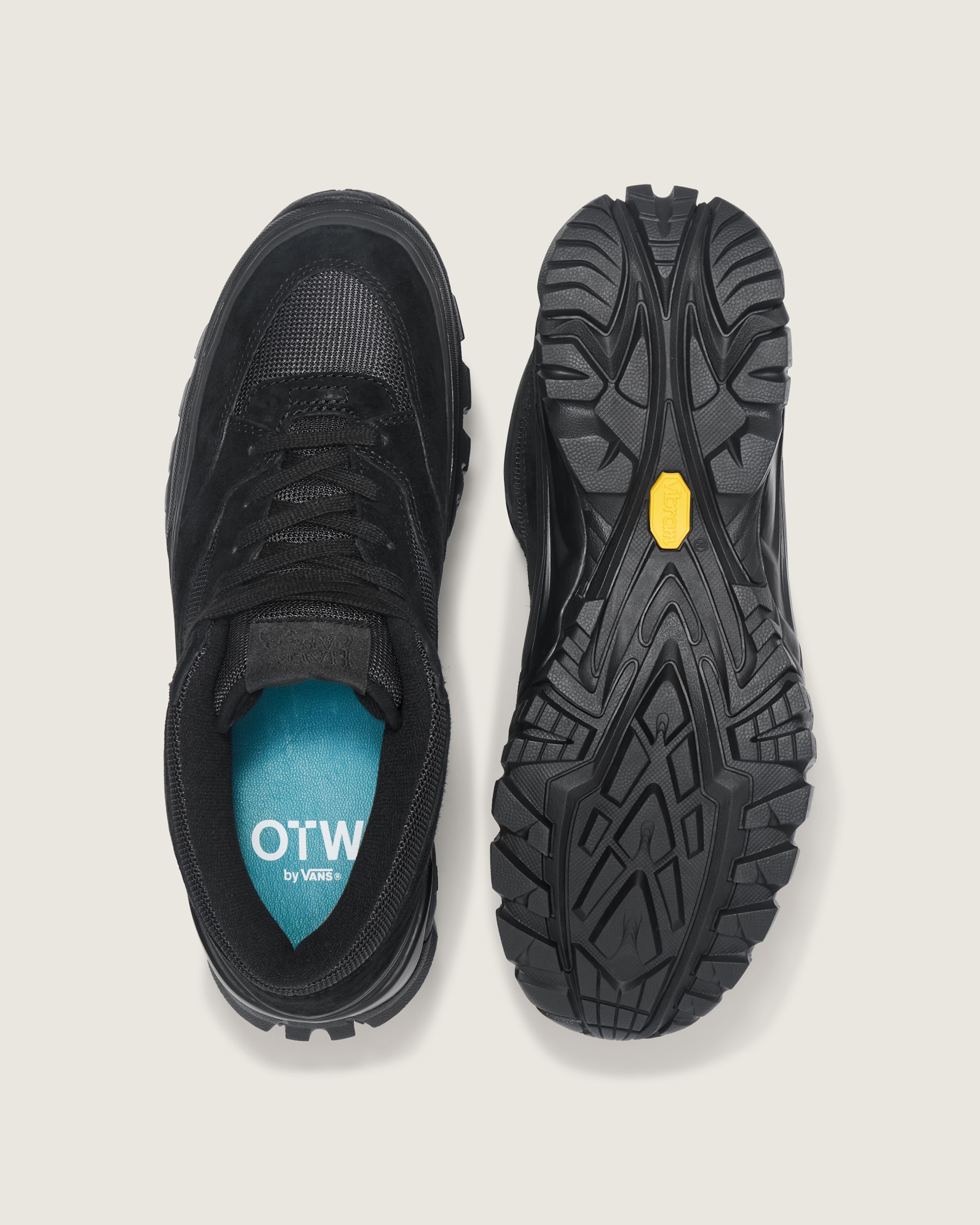 OTW Half Cab 33 Trail Vibram VANS Black ALT2