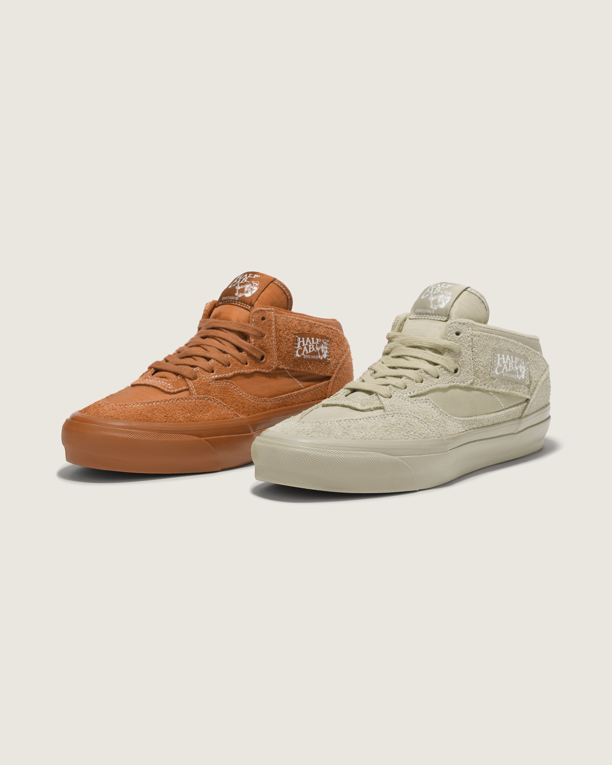 Premium chaussure Half Cab en sude VANS Beige Tan Elm ALT6