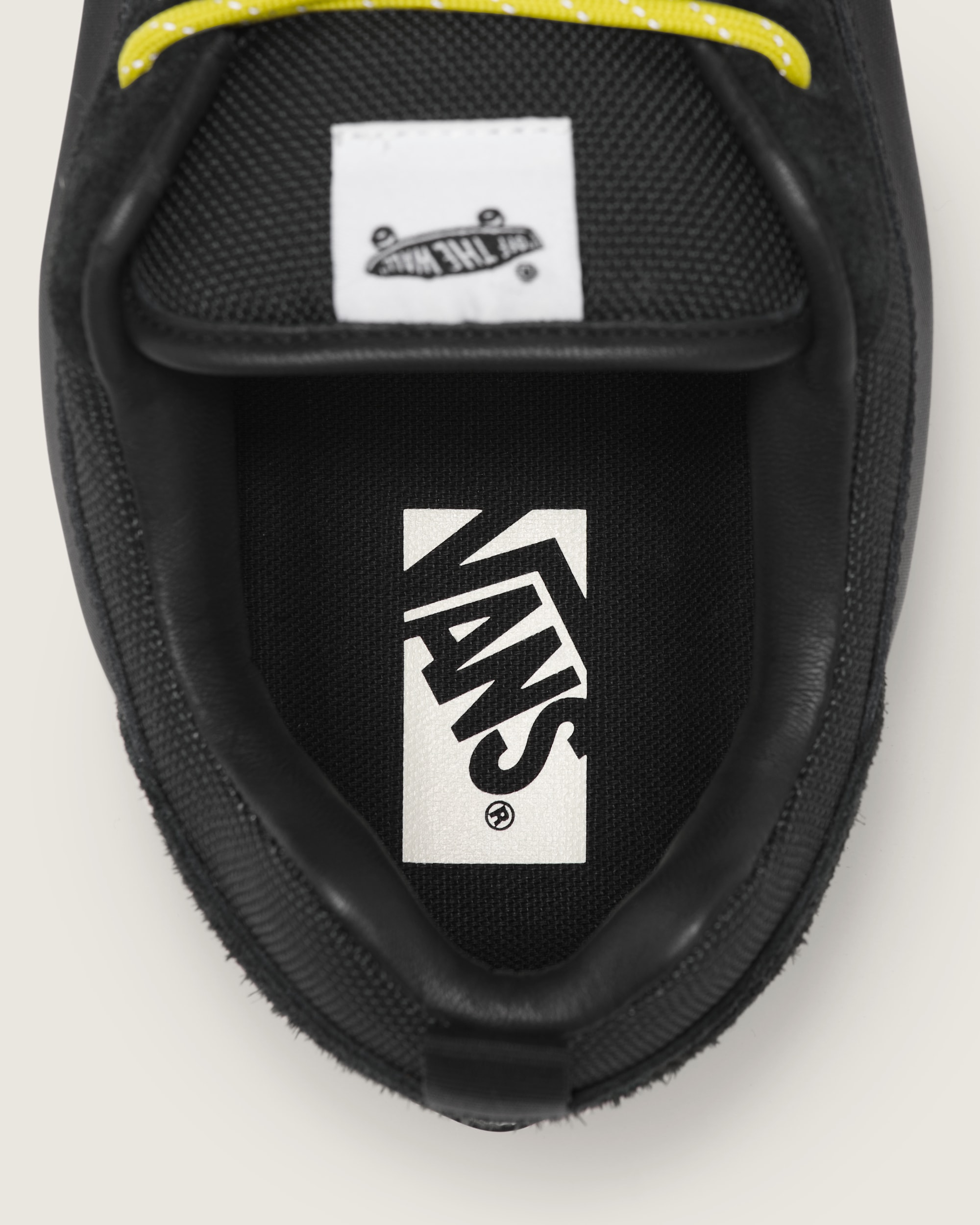 Premium Knu Skool Shoe VANS Ballistic Black ALT4