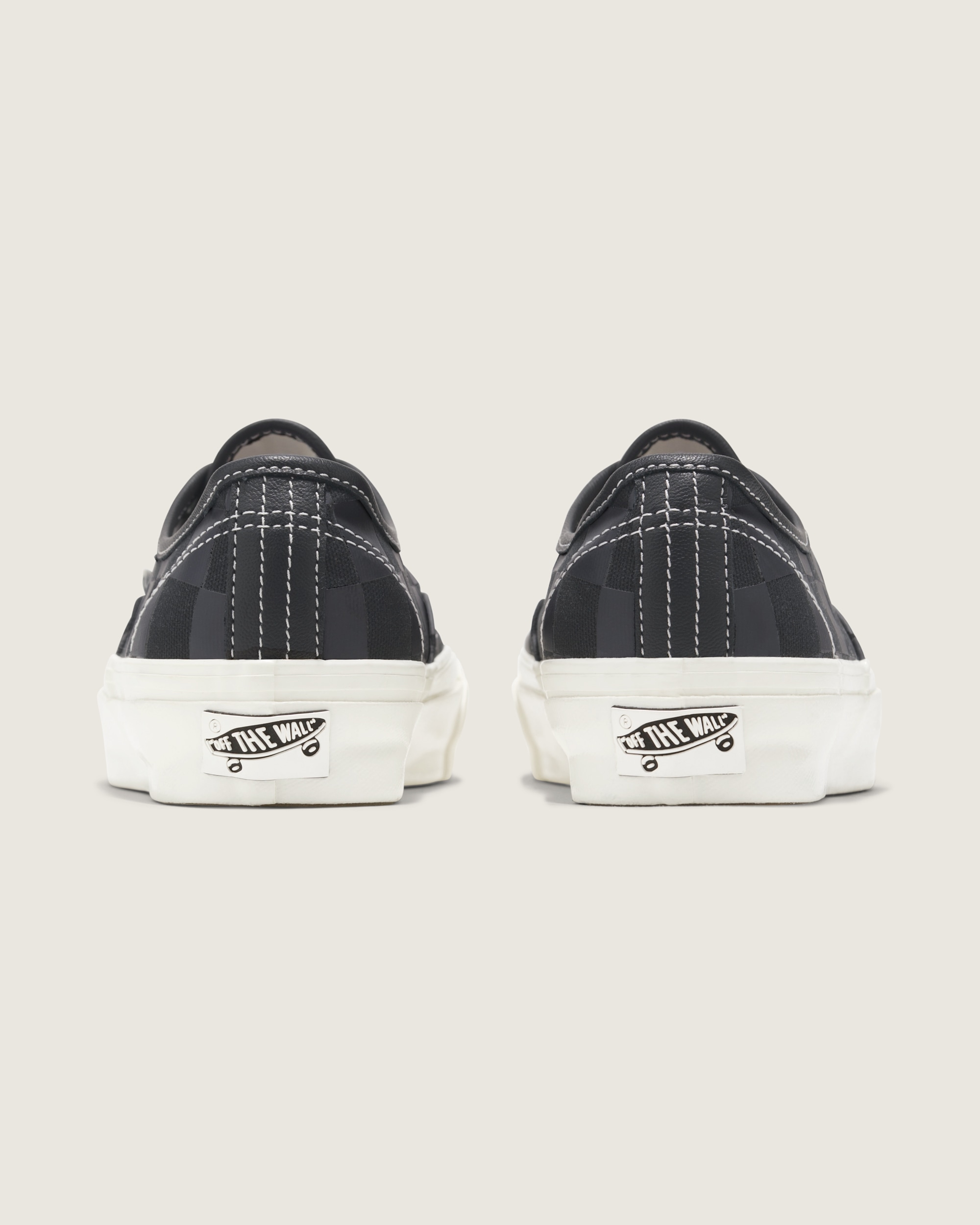 Premium Authentic Checkerboard Shoe VANS Black ALT3
