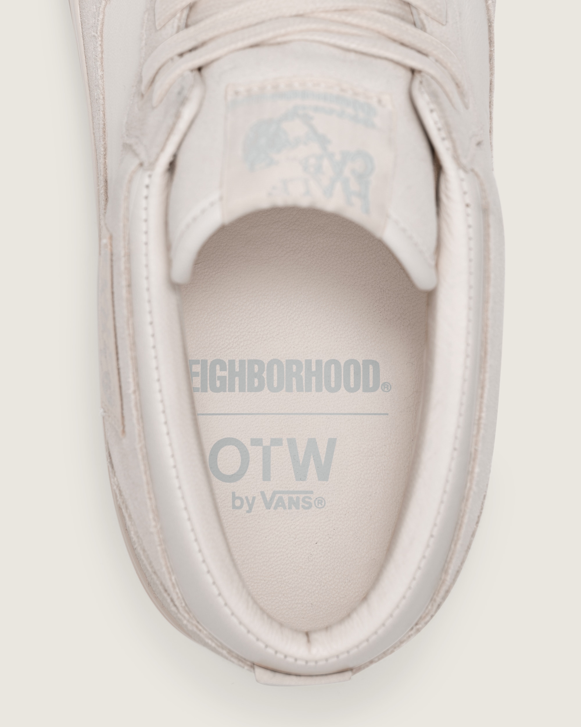 OTW by Vans X NEIGHBORHOOD Half Cab 33 VANS Natural White ALT4