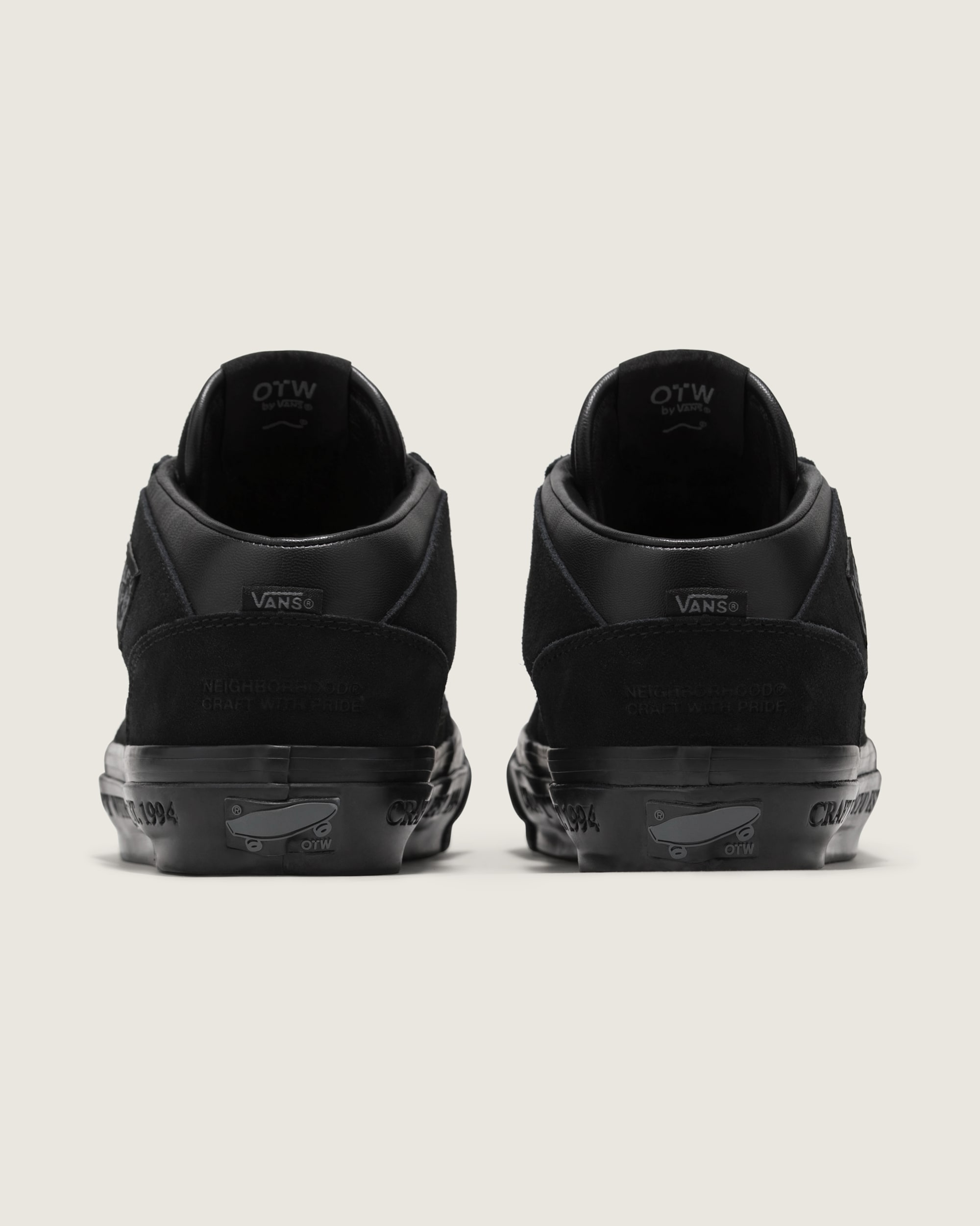 OTW by Vans X NEIGHBORHOOD Half Cab 33 VANS Black ALT3