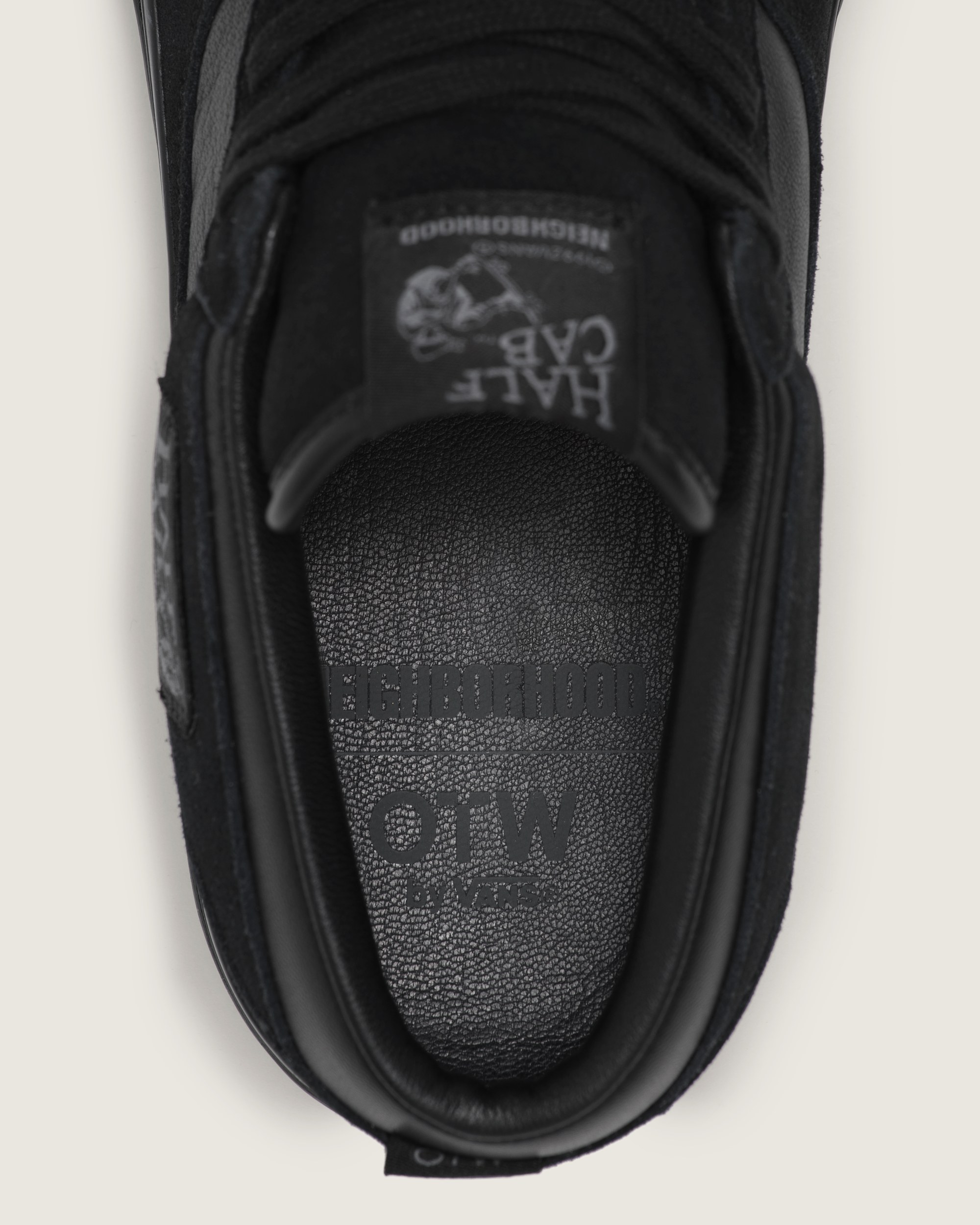 OTW by Vans X NEIGHBORHOOD Half Cab 33 VANS Black ALT4