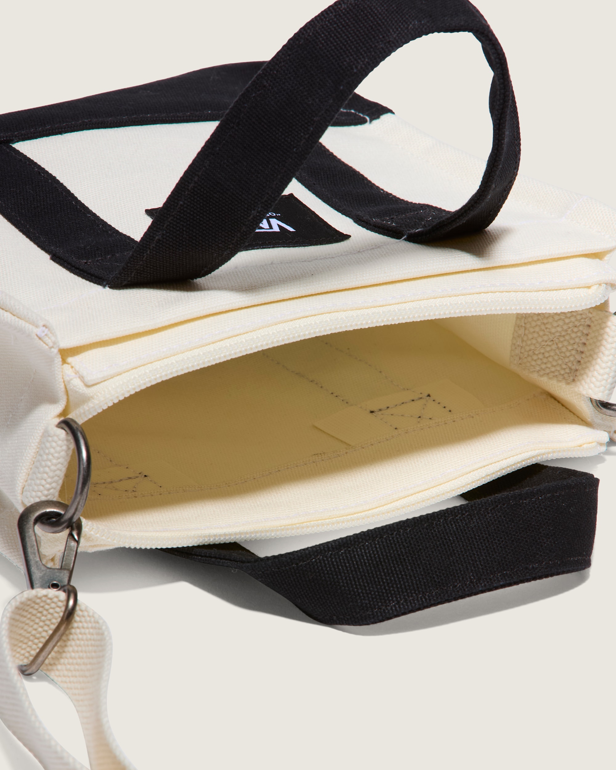 Lil Pergs Tote Bag VANS Antique White  Black ALT3