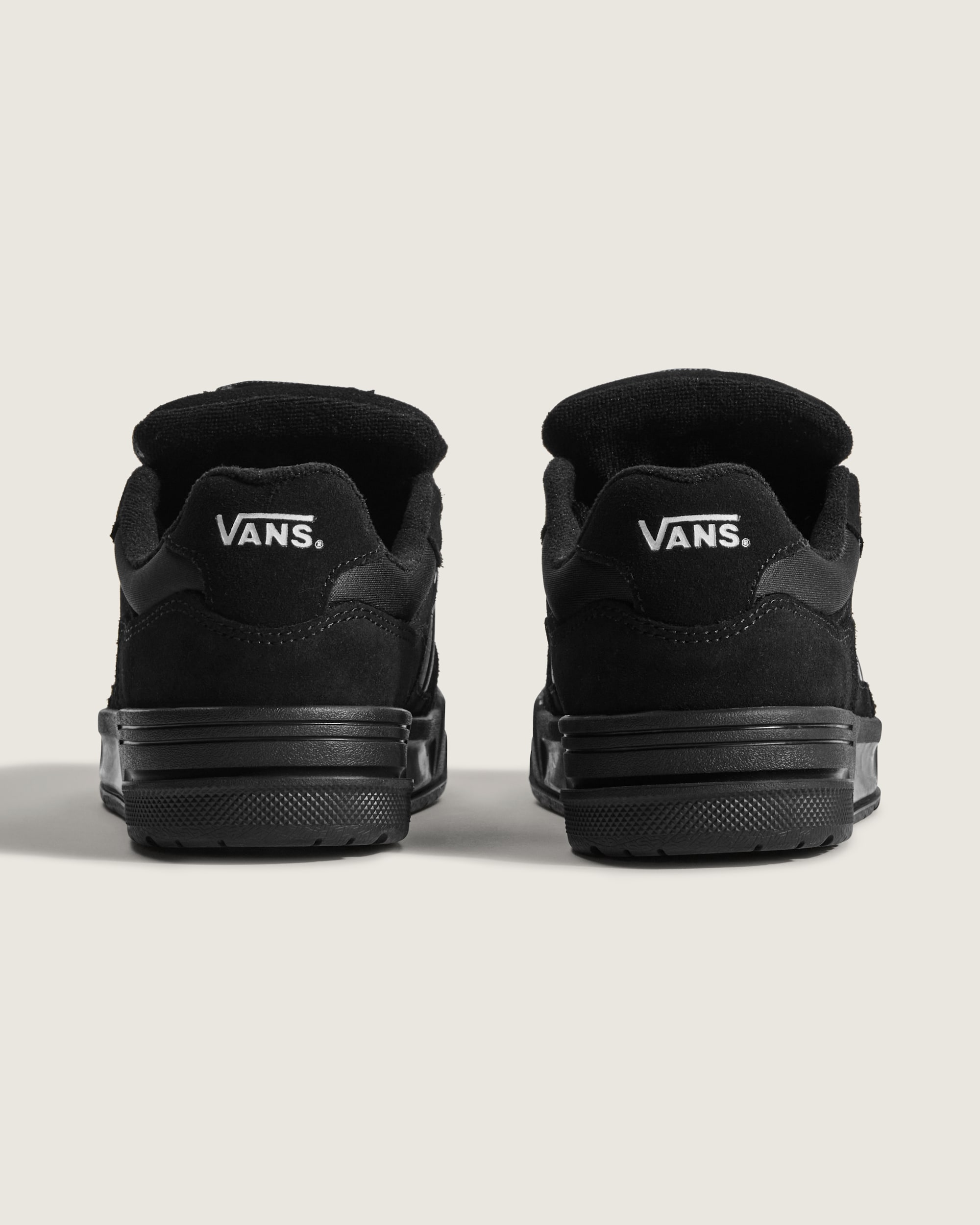 Upland Shoe VANS Black  White ALT5