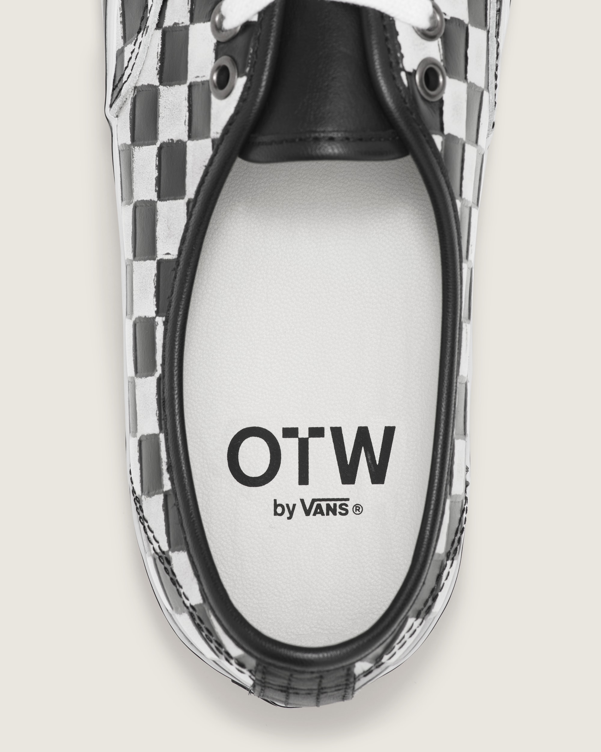 OTW Leather Checkerboard Authentic 44 Vibram VANS Black  White ALT4