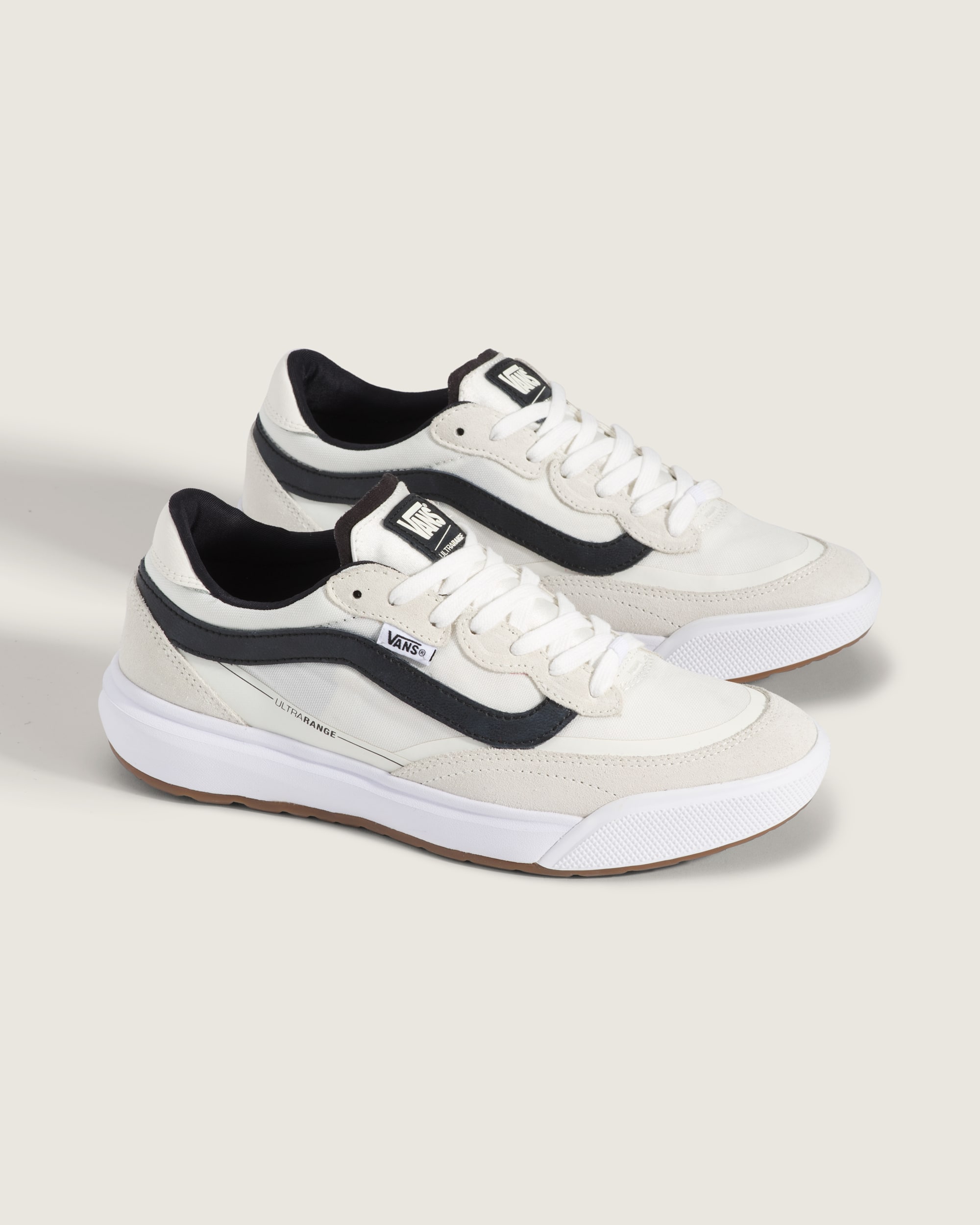 UltraRange 20 Shoe VANS White  Black ALT1