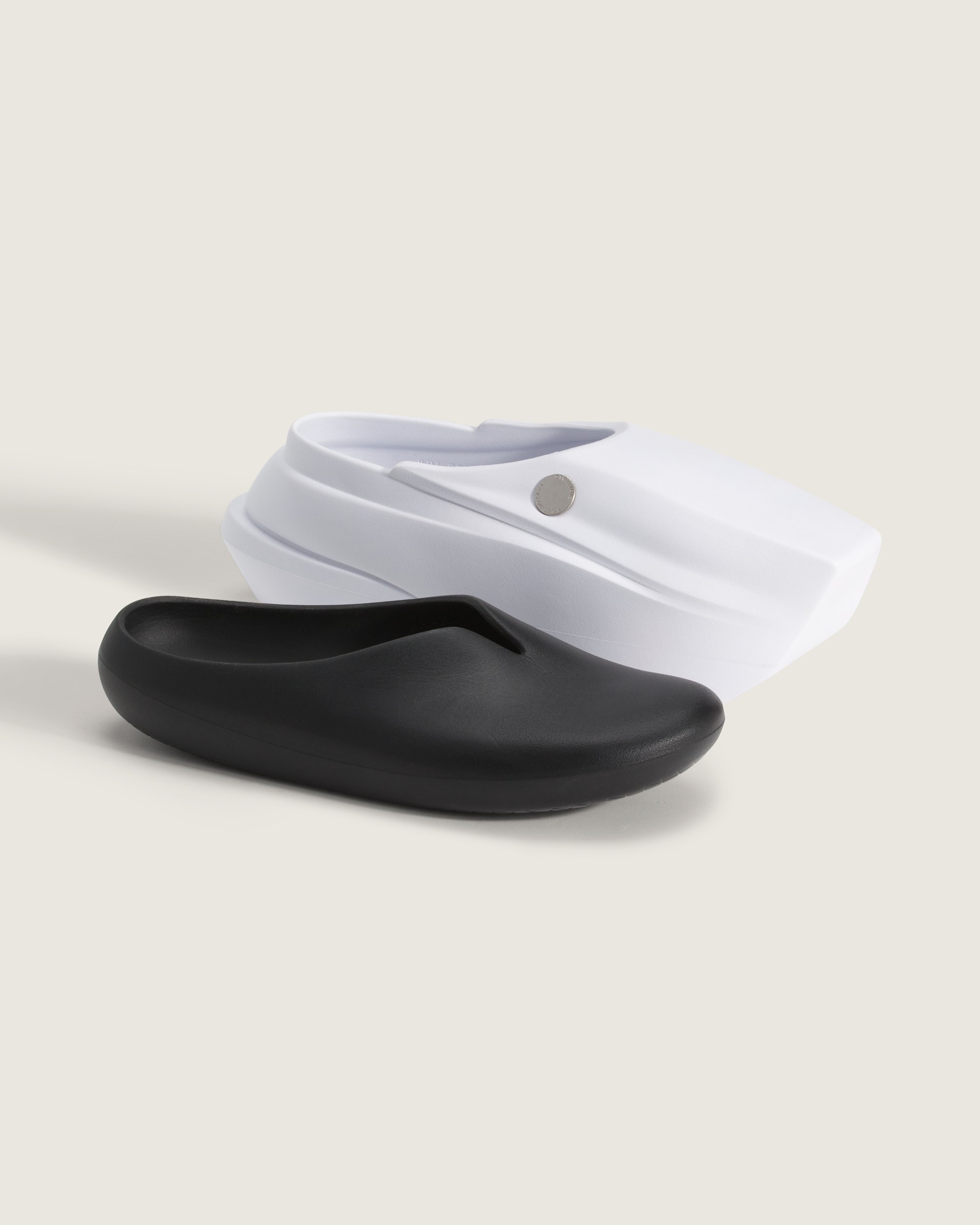 OTW by Vans X SR STUDIO LA CA Clog VANS White  Black ALT6