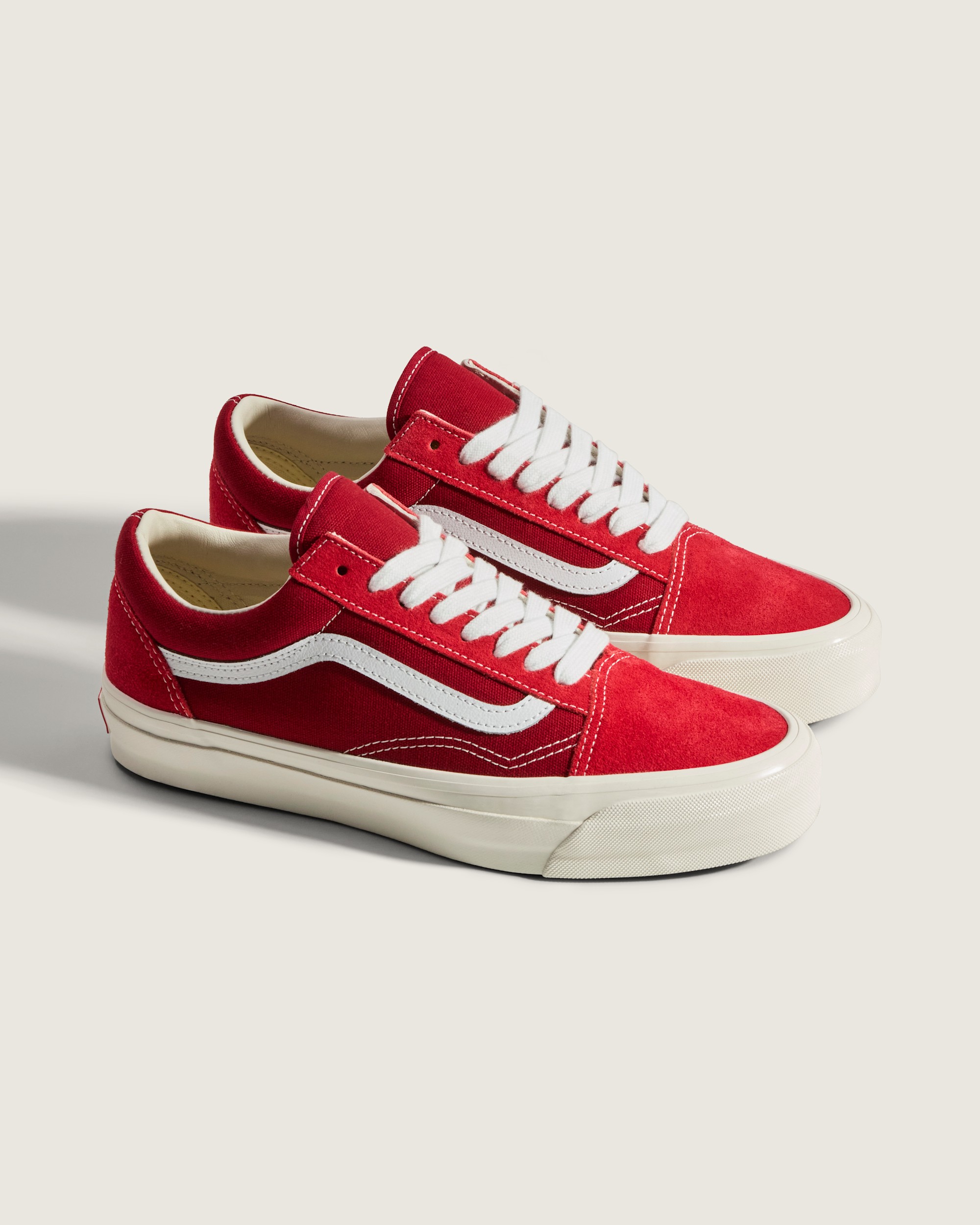 Premium Old Skool Suede Shoe VANS Red ALT2
