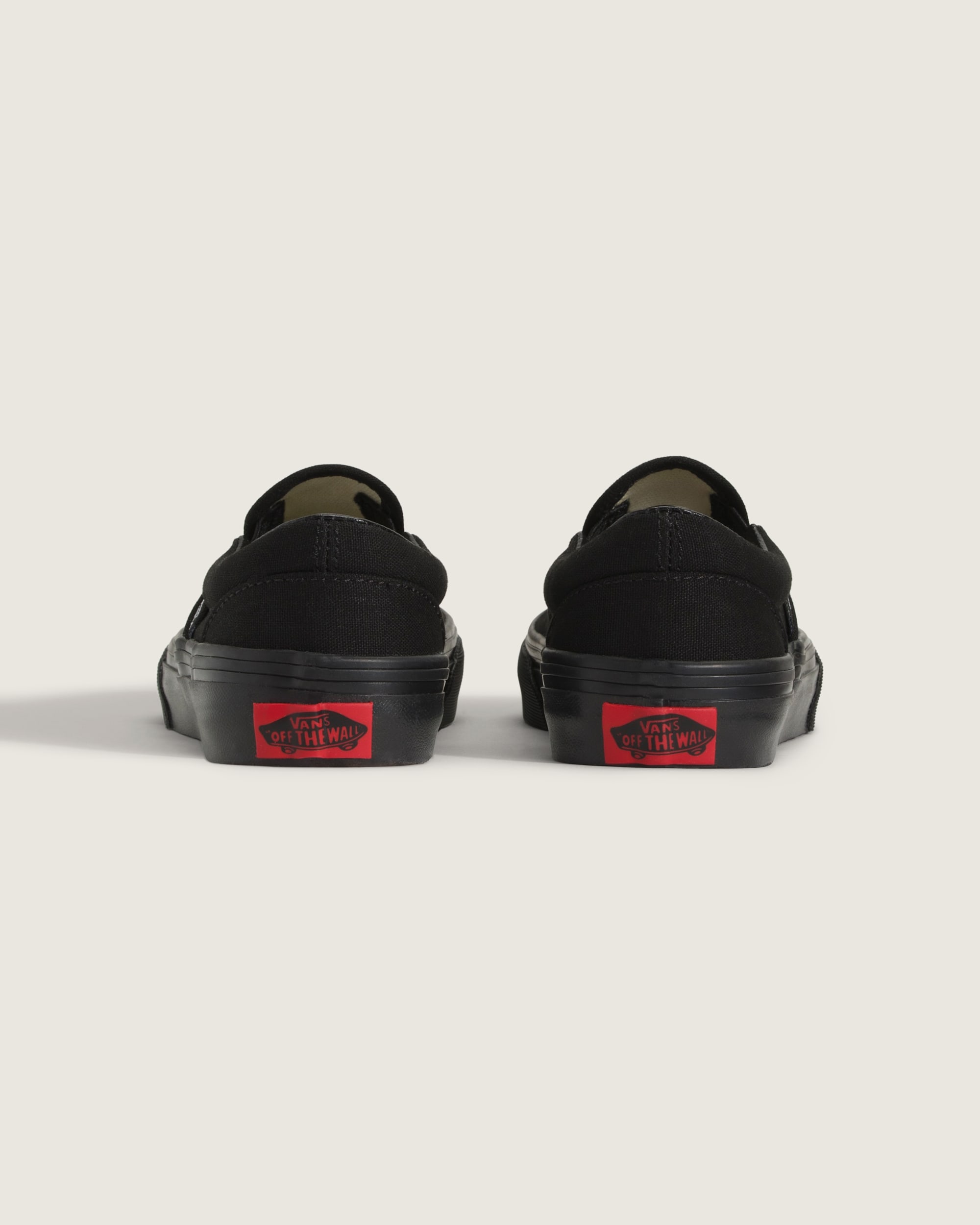 Little Kids Classic SlipOn Shoe VANS Blackout ALT3