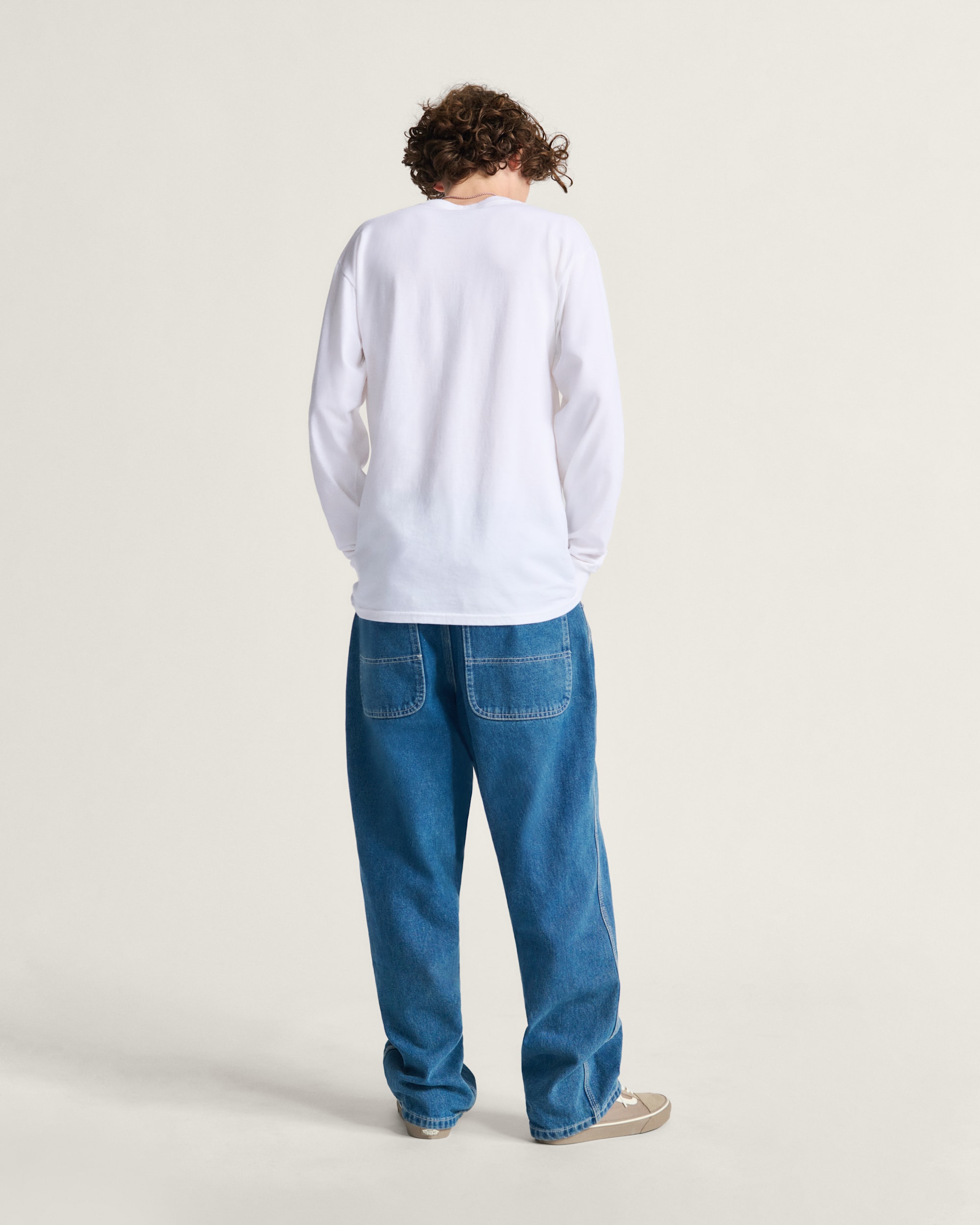 Left Chest Logo Long Sleeve TShirt VANS White  Black ALT2